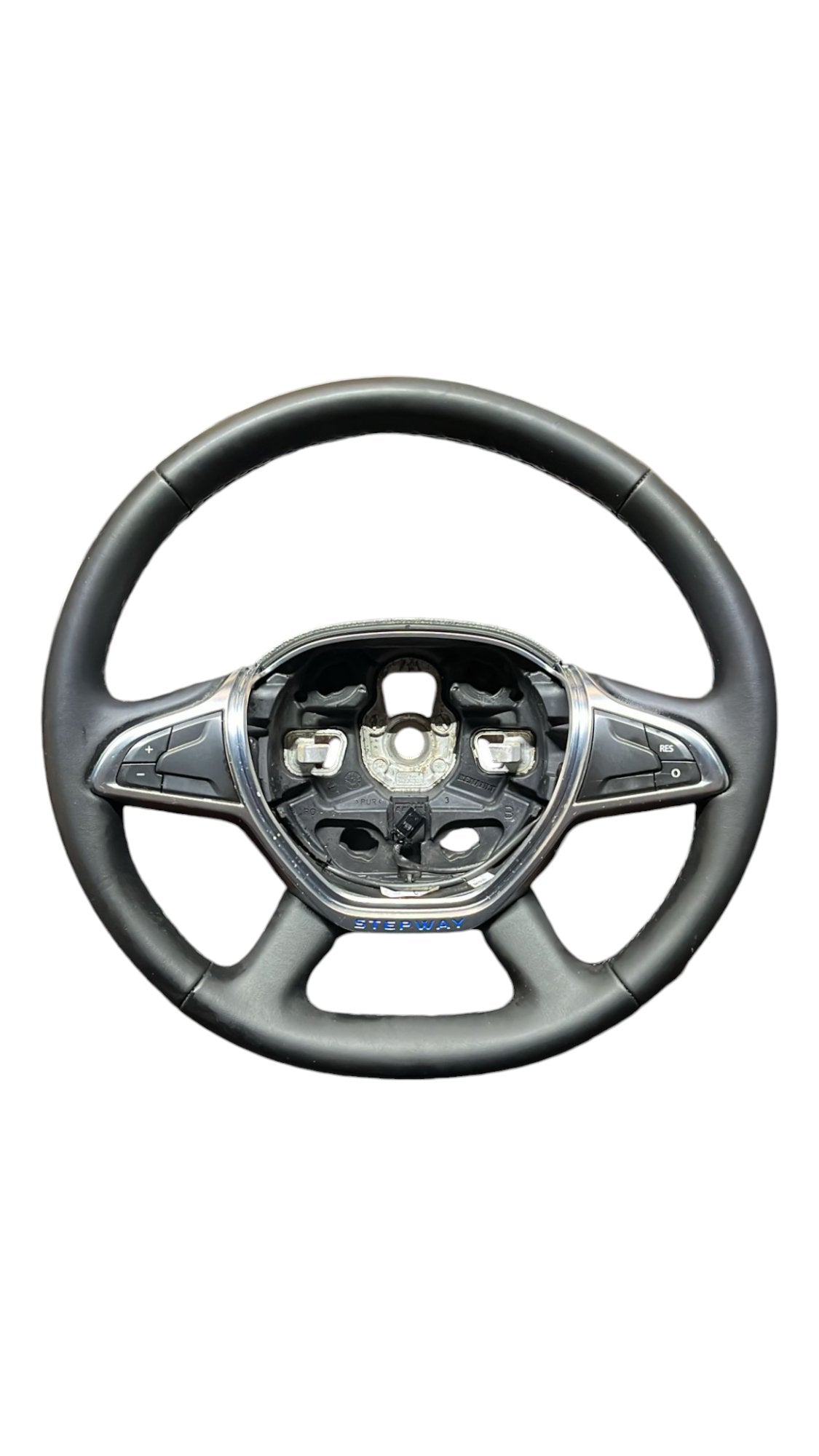 Volante / Sterzo + Comandi al Volante Dacia Sandero Steepway (2012 - 2020) cod.484007478R / In Pelle Nero - F&P CRASH SRLS - Ricambi Usati