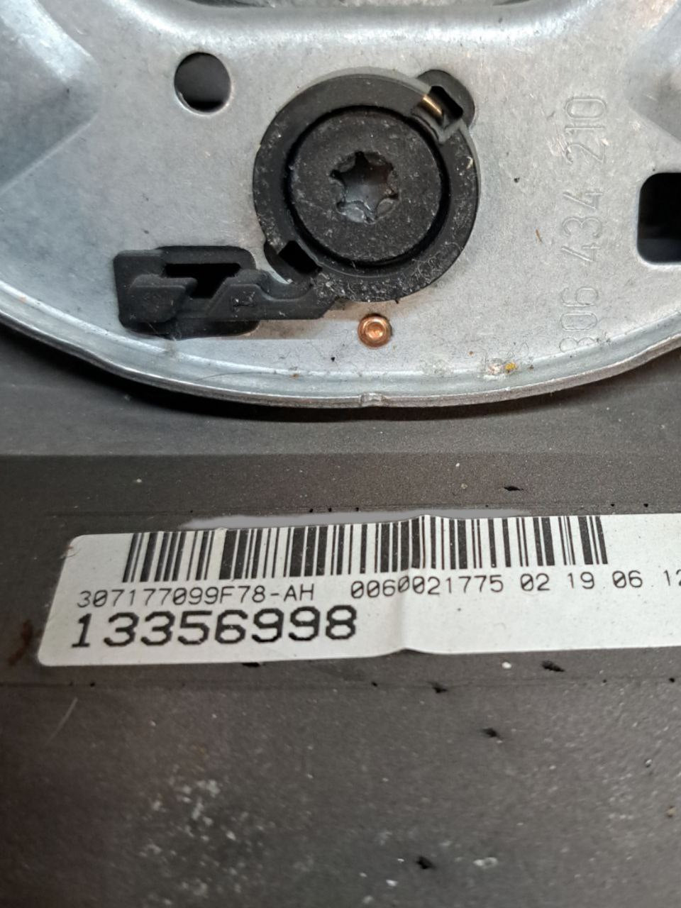 Steering Wheel / Steering + Steering Wheel Controls Opel Zafira C Tourer (2015 - 2017) COD:13356998 - F&P CRASH SRLS - Used Parts