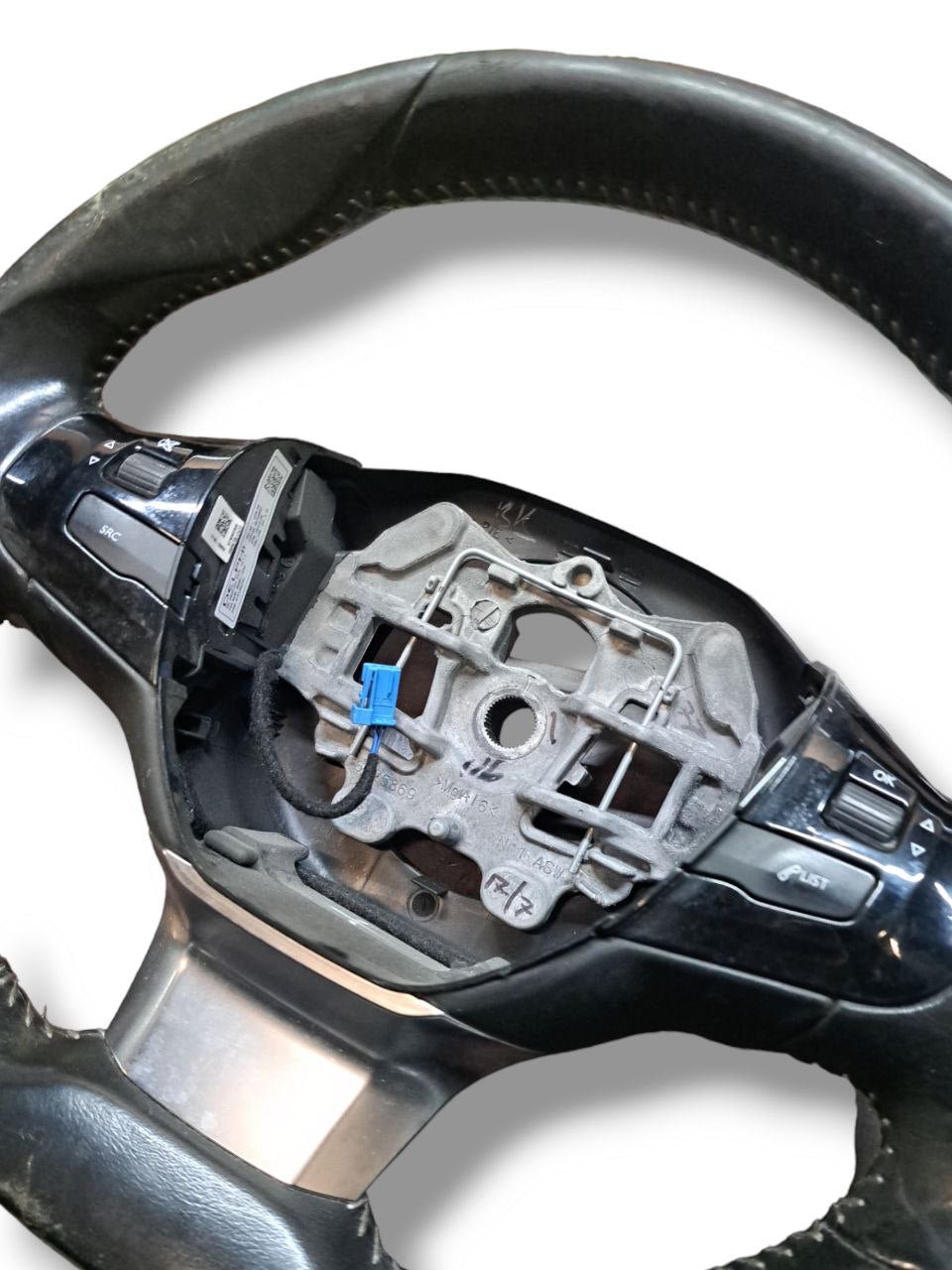 Volante / Sterzo + comandi al volante Peugeot 308 (2017) COD:6225869 - F&P CRASH SRLS - Ricambi Usati