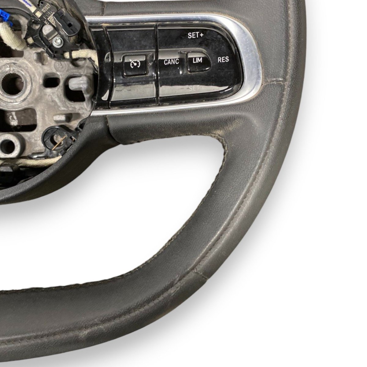 Volante / sterzo fiat 500e 332 (2020 - ) Cod: 652705100e - F&P CRASH SRLS - Ricambi Usati