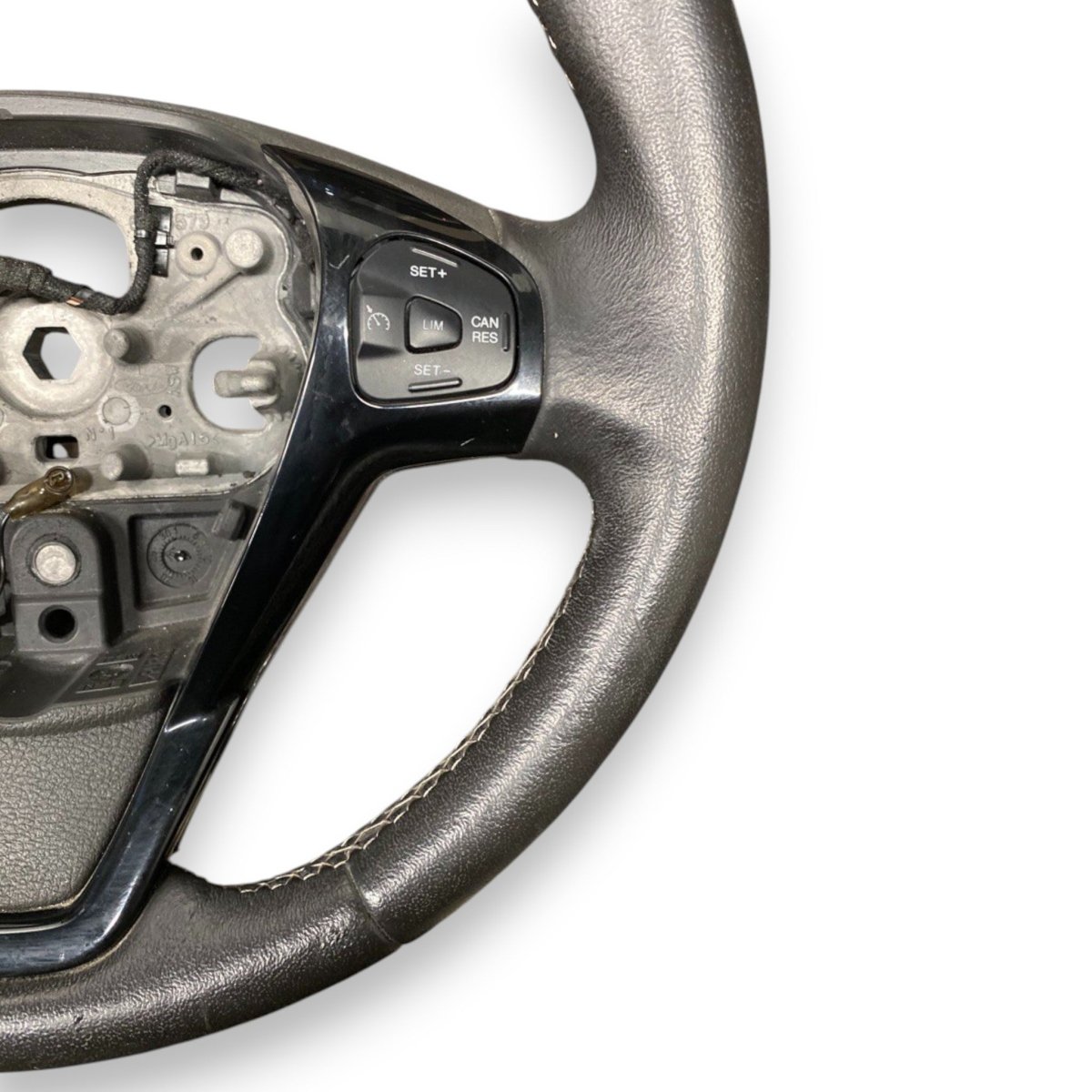 Volante / sterzo ford ka+ Cod: g1b5 - 3600 - jb37ae (2016 - 2019) - F&P CRASH SRLS - Ricambi Usati