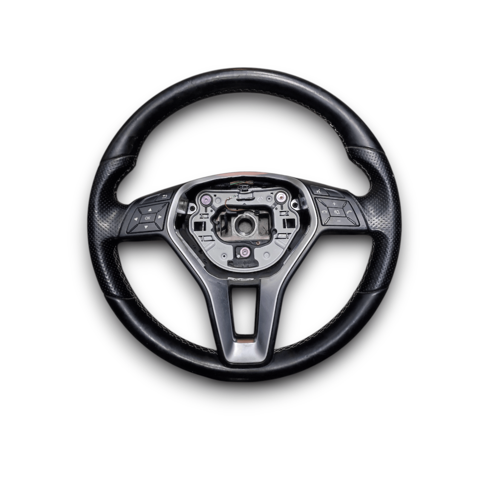 Volante / Sterzo Mercedes - Benz Classe A (W176) COD:3068639 (2012 - 2018) - F&P CRASH SRLS - Ricambi Usati