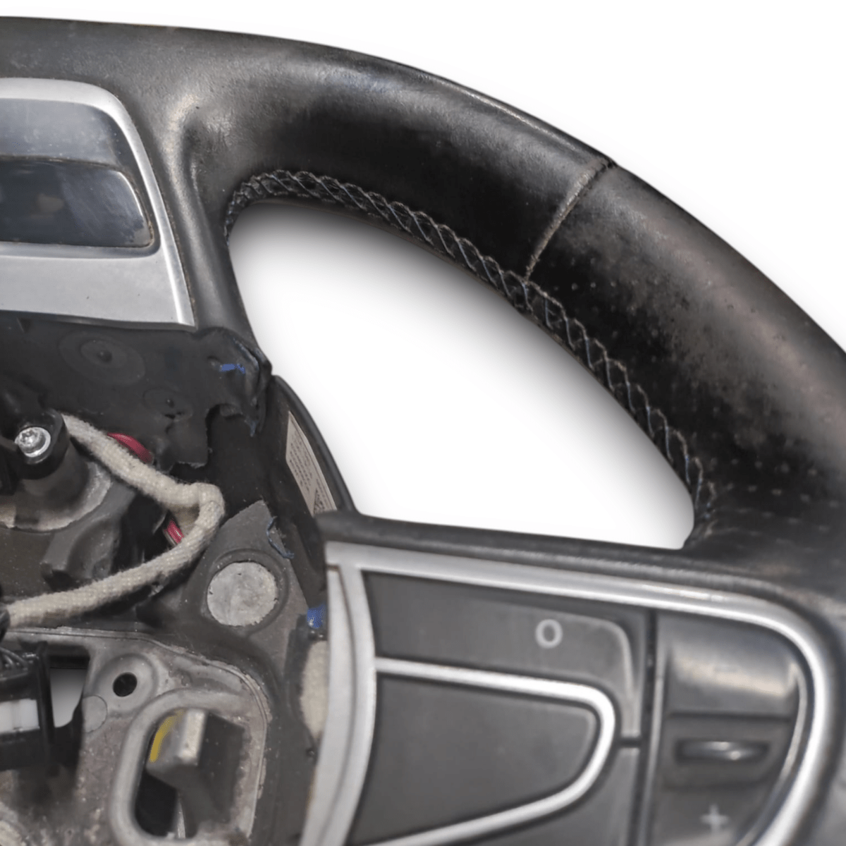 Volante / sterzo renault megane IV cod: 484008738r (2015 - ) - F&P CRASH SRL - Ricambi Usati