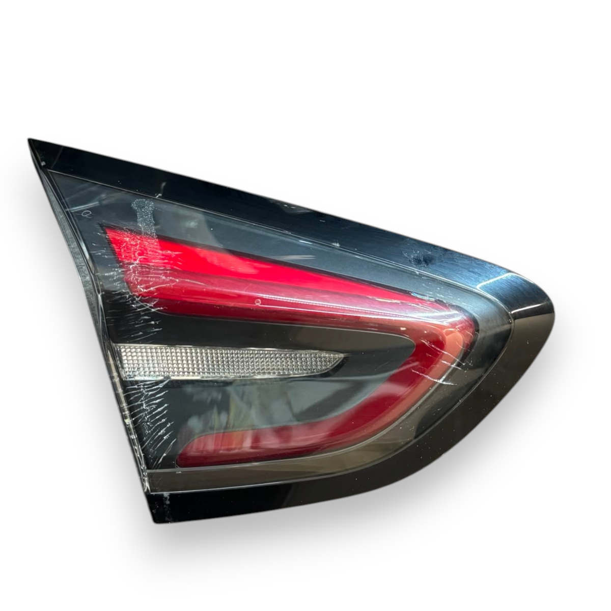 Stop / Achterlicht binnen links (sx) Ford Puma cod.L1TB-13A603-AD (2019-) 