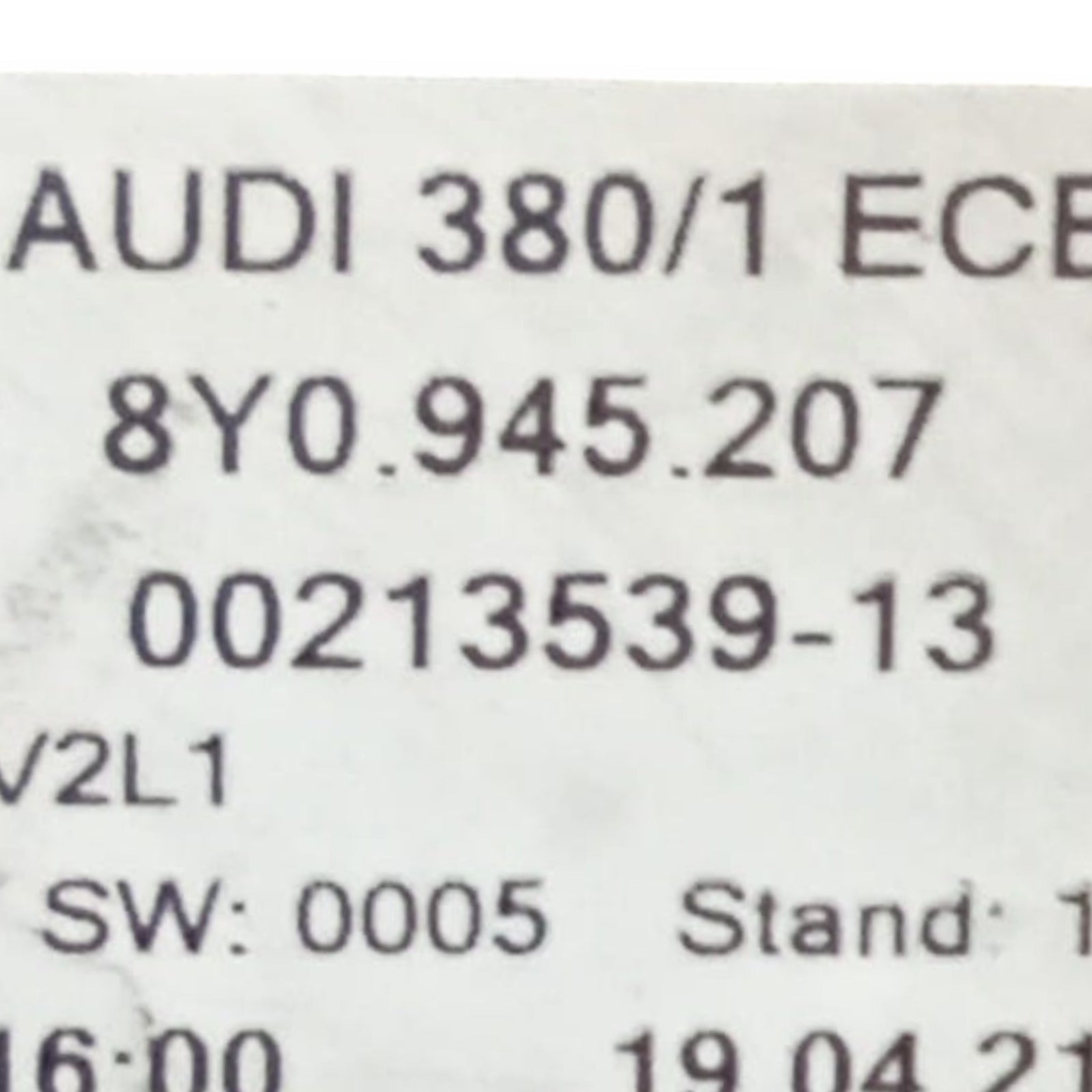 Zadnja leva zavorna luč audi a3 8y koda . 8y0.945.207 (2020 >) 