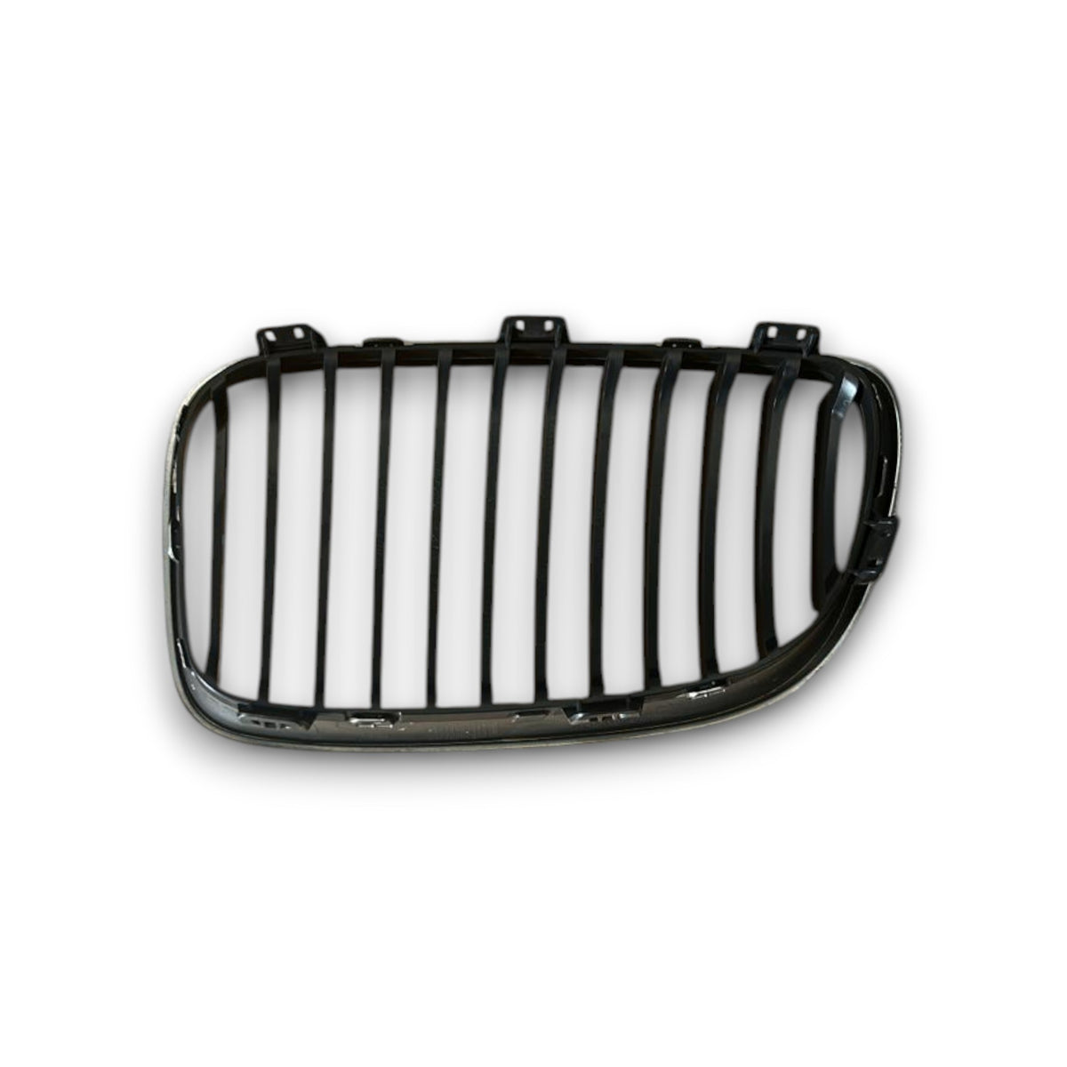 Grille gauche pare-chocs avant BMW Série 1 (E81) (2004 > 2013) moulure 