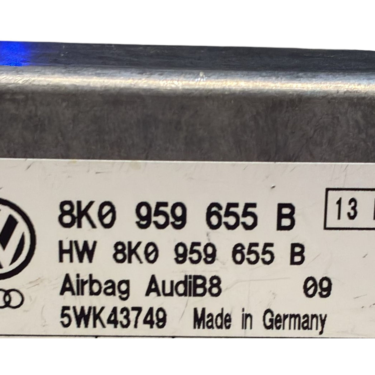 Centralna enota zračnega blata audi a4 b8  kod. 8k0959655b (2007 > 2015) 