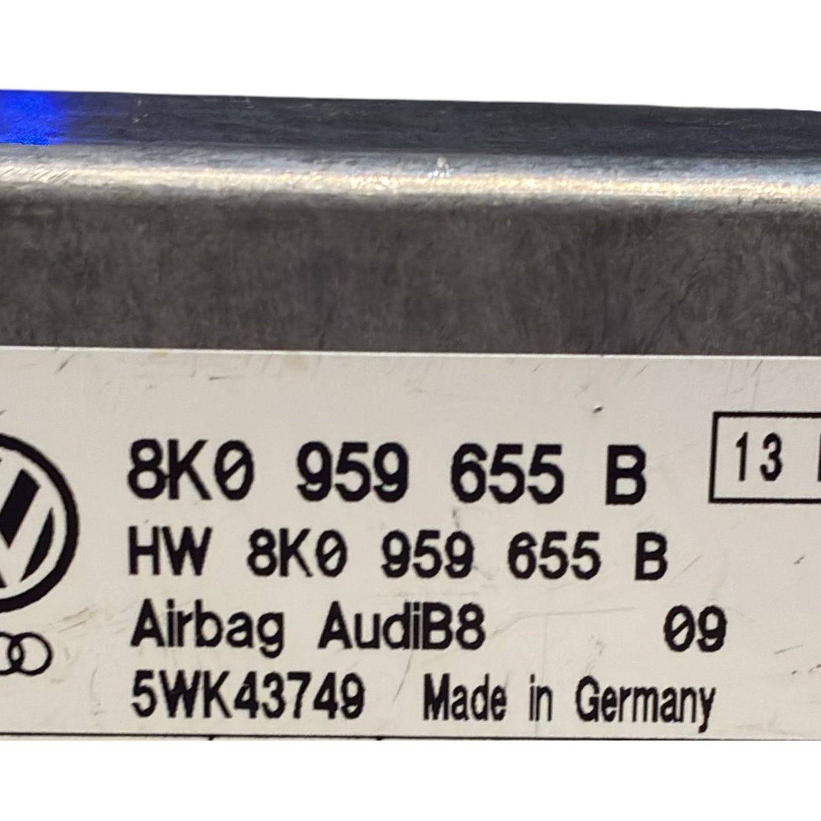 Centralna enota zračnega blata audi a4 b8  kod. 8k0959655b (2007 > 2015) 