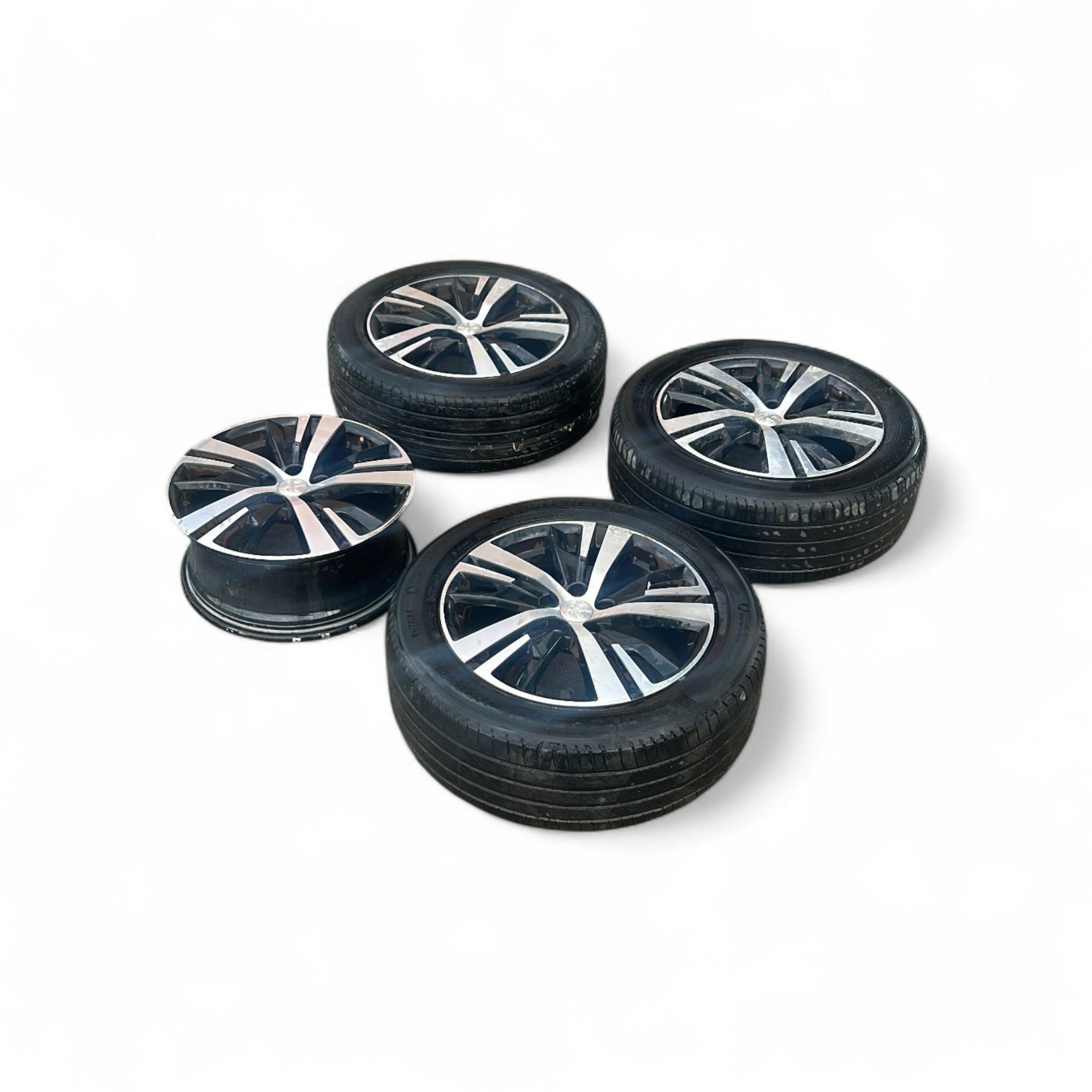 Set 4 cerchi in lega (diamantati) Peugeot 3008 II cod.9809687377 (2016 > 2023)