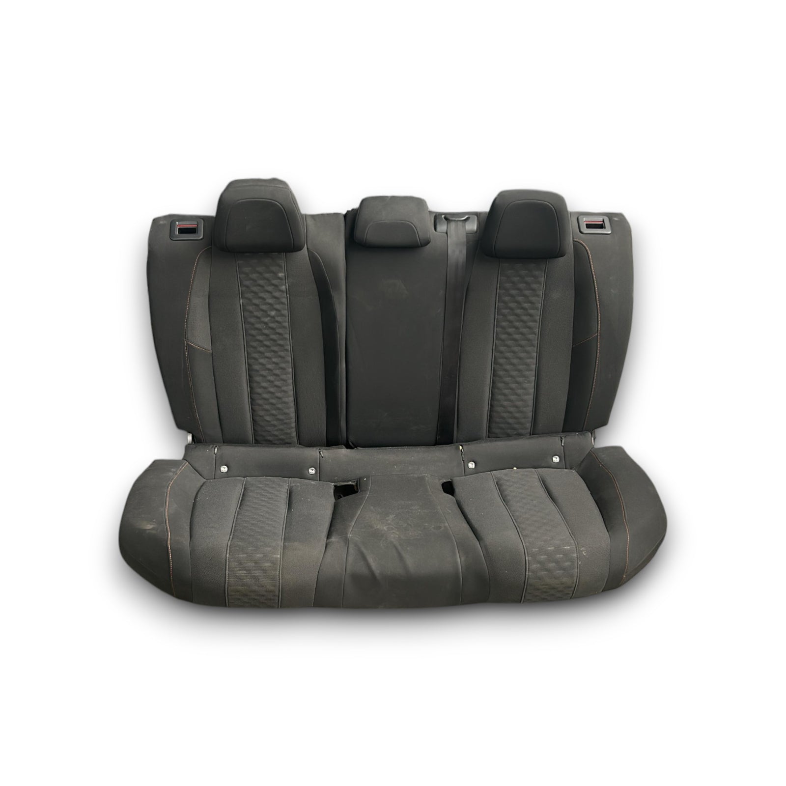 Tappezzeria / sedili in stoffa e pelle nera e grigia Peugeot 508 II SW (2018 > ) con cuciture arancioni