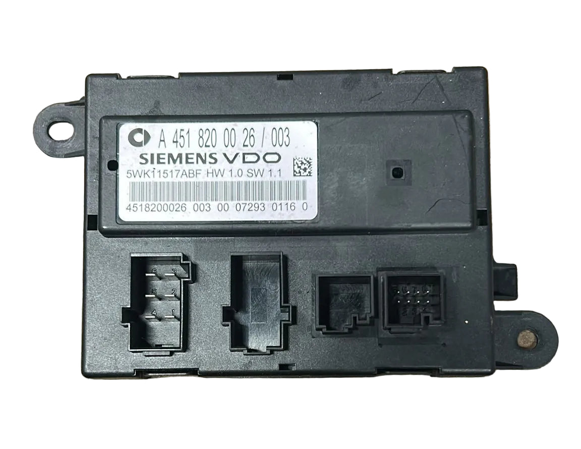 Centralna enota za centralizirano zaklepanje smart fortwo koda:A4518200026 (2007> 2015) 