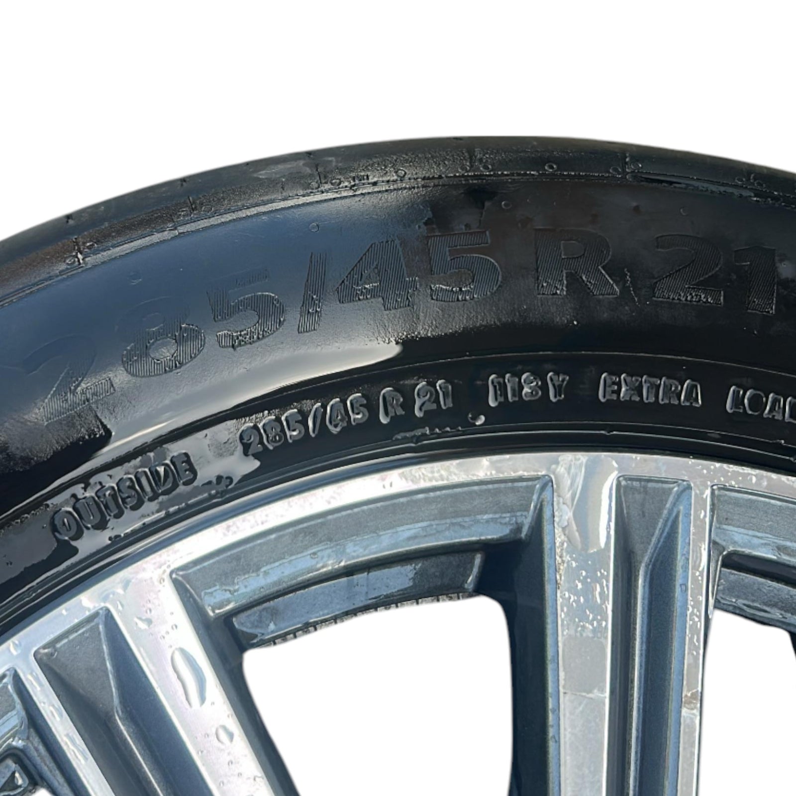 Cerchio in lega Audi Q8 (5 Fori / 285 / 45 r21) (2018 > 2023)