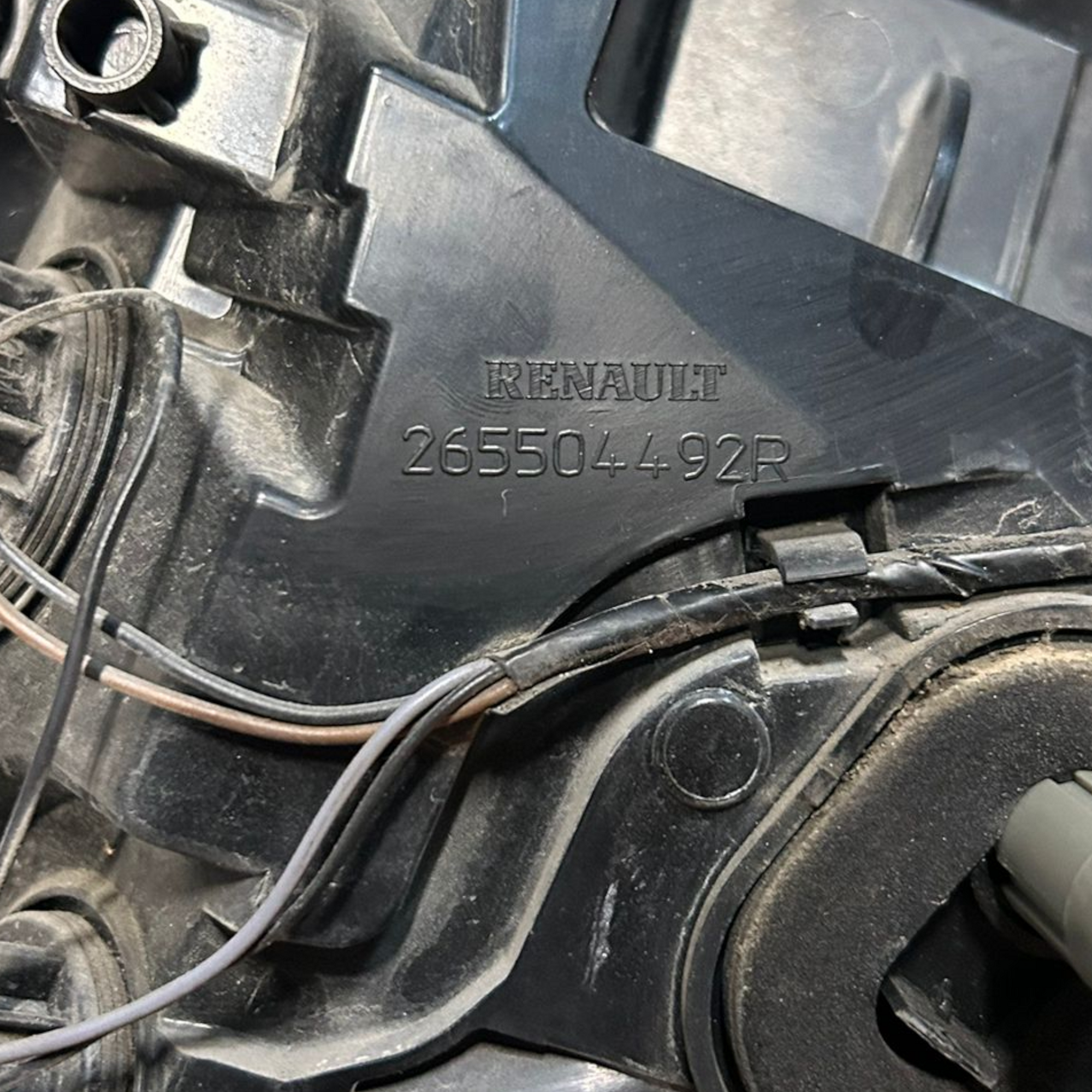 Stop / fanale posteriore destro renault zoe cod:265504492R (2013 >)
