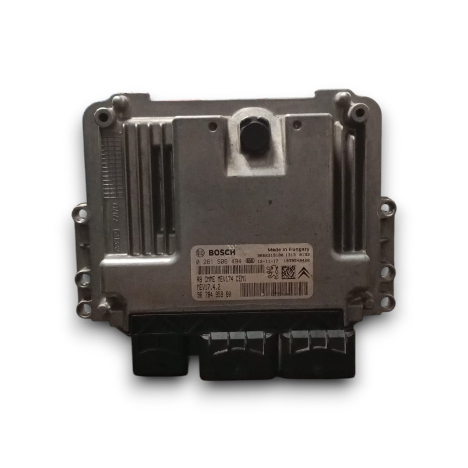 Centralina ECU moteur peugeot 208 II cod. 9678495980 1.2 essence (2019 >) 