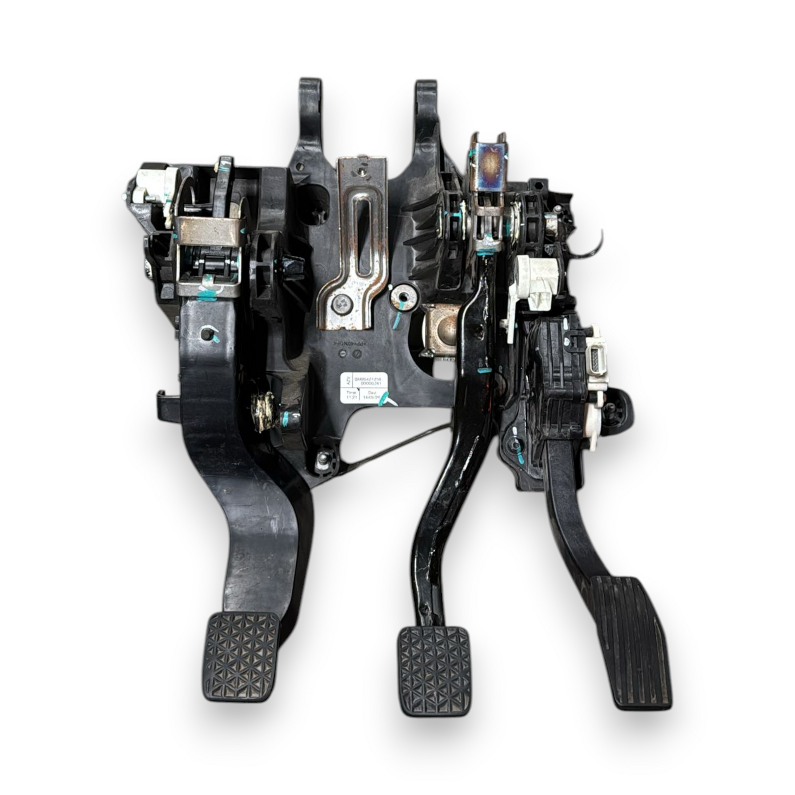 Popolna pedalna enota Opel Mokka X šif. 95421236 (2012-2019) 