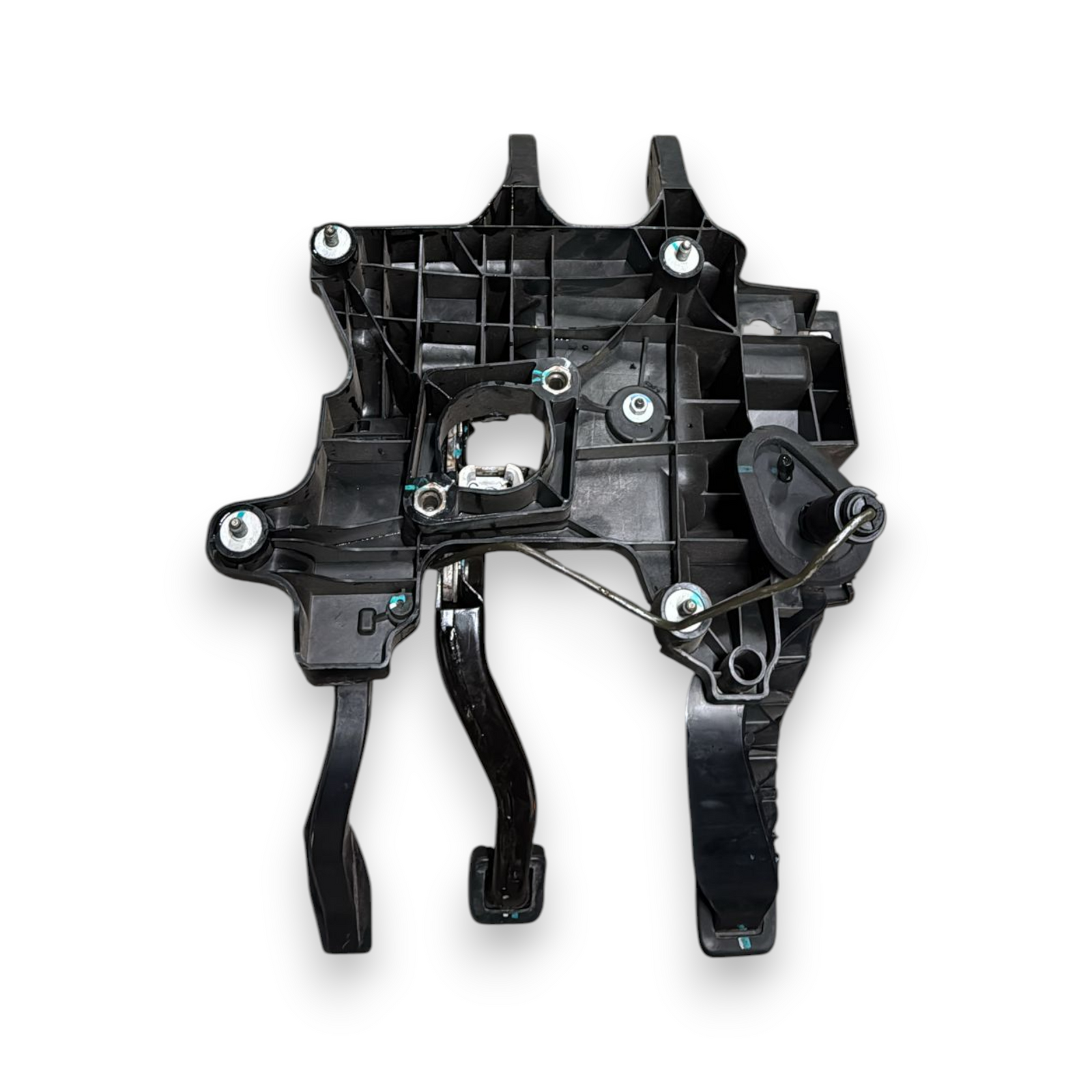 Popolna pedalna enota Opel Mokka X šif. 95421236 (2012-2019) 