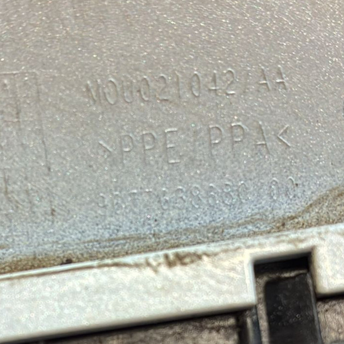 Čep / poklopac spremnika kod . 9677638680/00 1.6 dizel (2013 > 2019) 