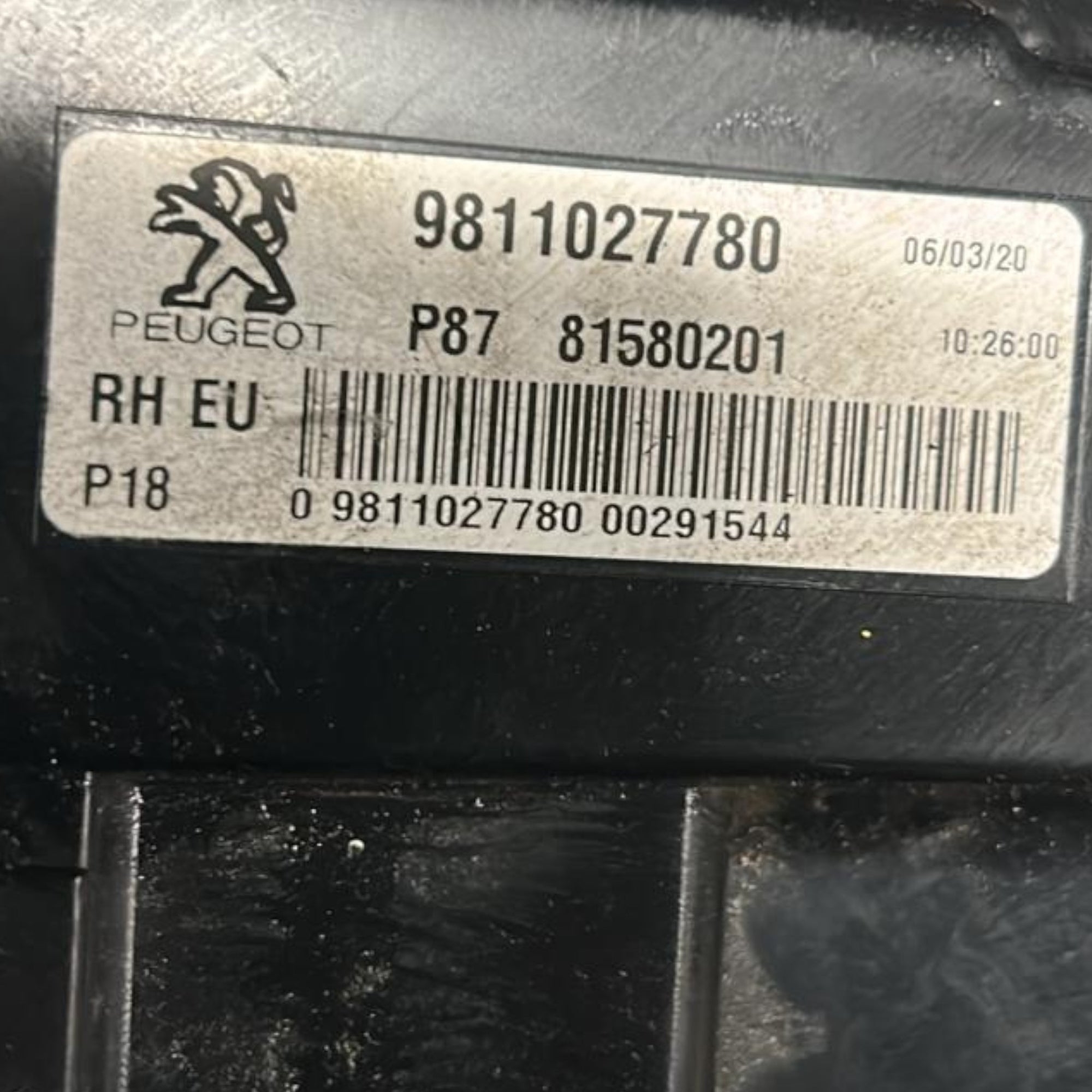 Stop / achterlicht binnenzijde rechts peugeot 5008 cod:9811027780 (2017 > 2024) 