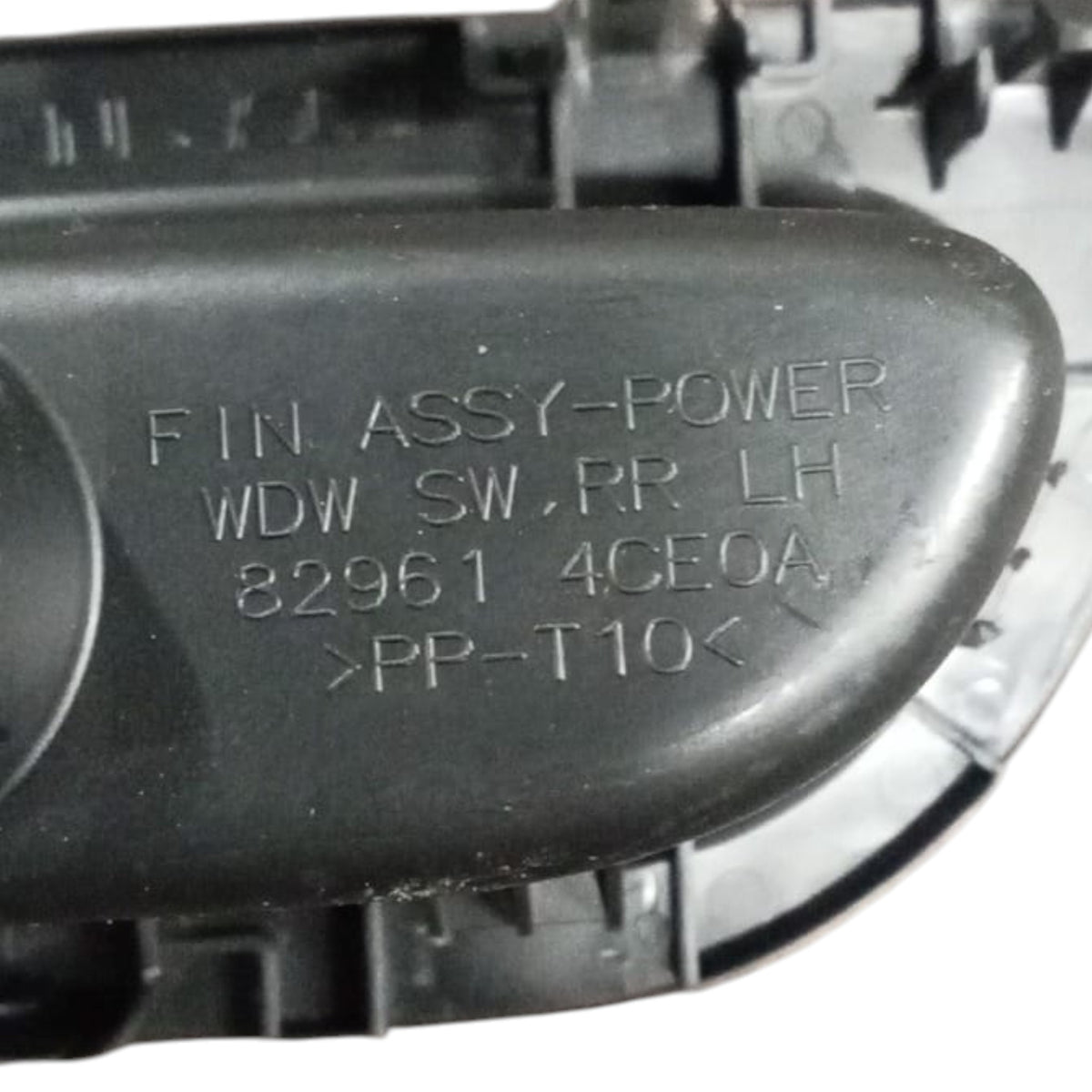 Comando de elevación de ventanas traseras derecha nissan x-trail III cod. 829614ceoa (2014 > 2020) 