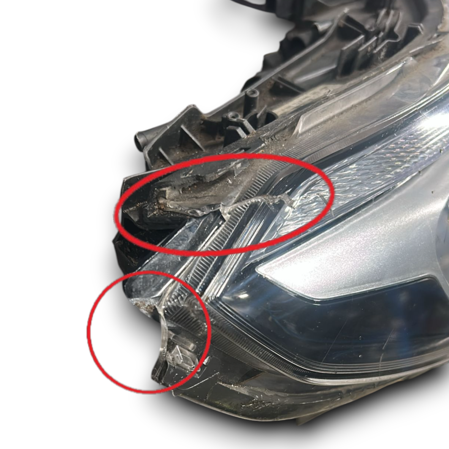 Žaromet / sprednja luč desna peugeot 2008 kod:9814739580 (2013 > 2019) 