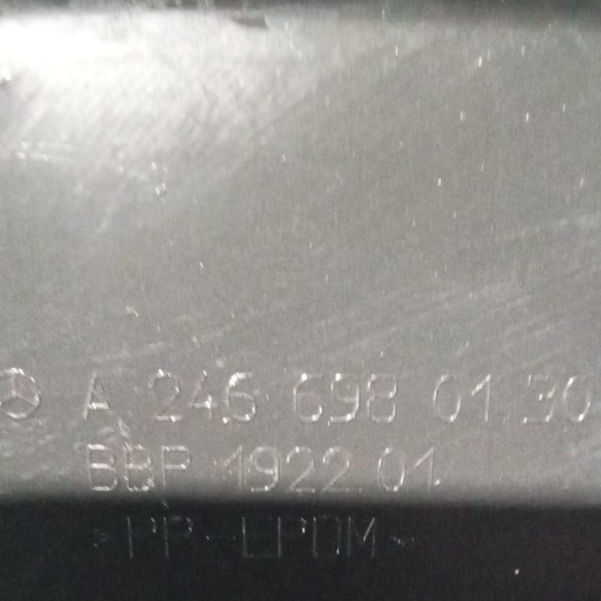 Voorwielkast / spatbord voor links mercedes benz klasse a w176 cod . a2466980130 (2012 > 2018) 