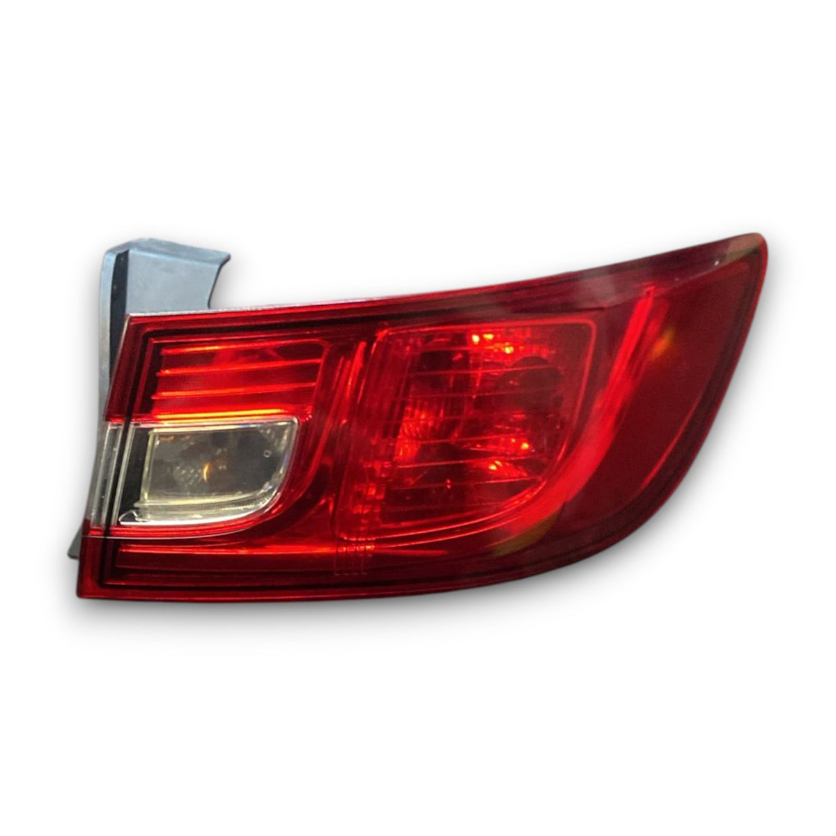 Stop posteriore destro renault clio IV cod . 265506608r (2012 > 2021)