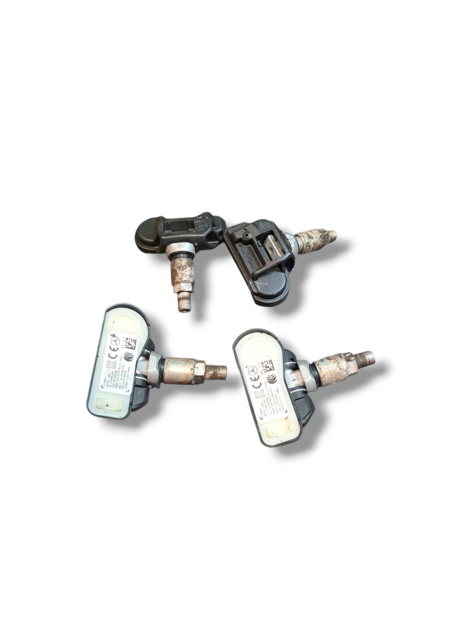 4 SensorI pressione pneumatici Mercedes - Benz CLA W117 (2016) COD:A0009050030 - F&P CRASH SRLS - Ricambi Usati