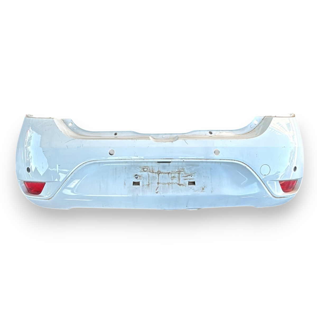 Pare-chocs arrière blanc Dacia Sandero II code : 850229955r (2012-2021) 