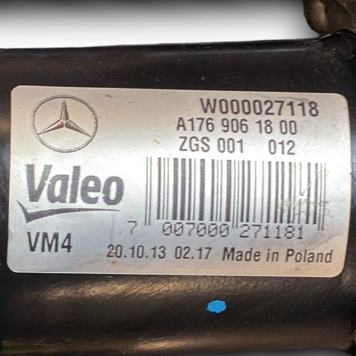 Essuie-glace avant mercedes-benz cla w117 code : A1769061800 (2013 - 2019) 