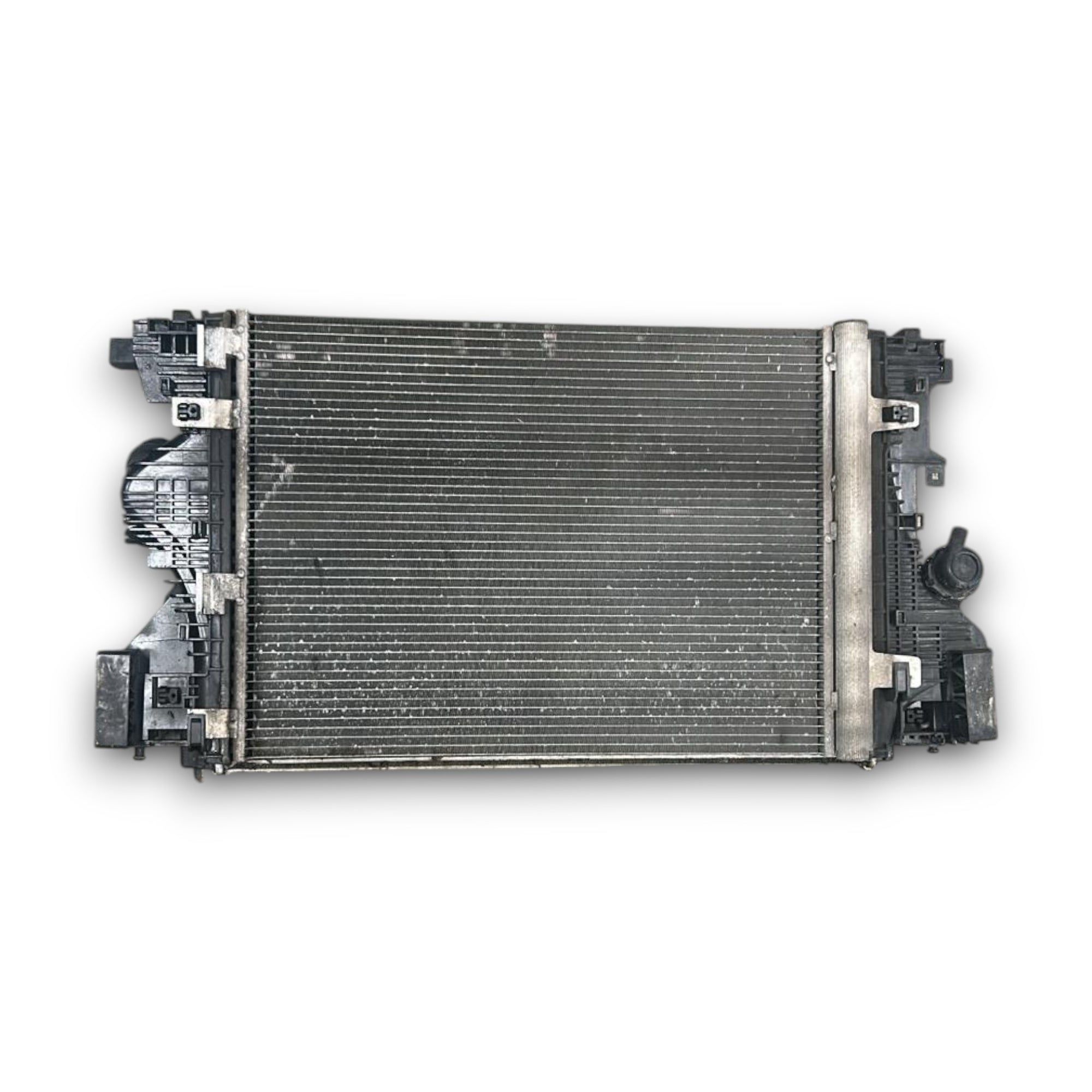 Radiatoren Mercedes Benz CLA a2475000203 (X118) 2.0 diesel (2019 > 2025) 