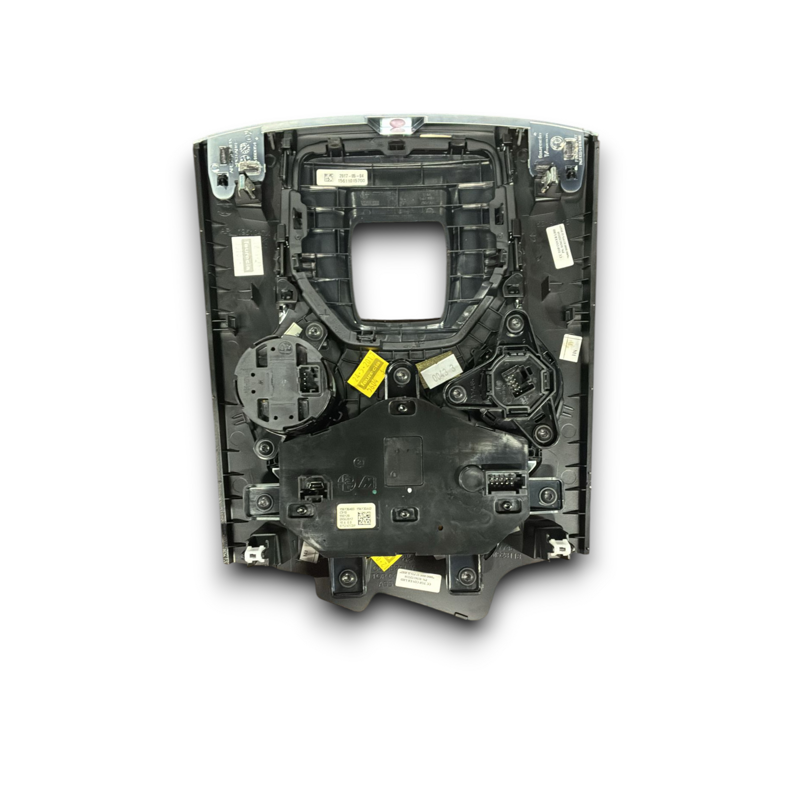 Група команди на автомобилно радио алфа ромео стелвио код : 156130405 (2016 ->) 