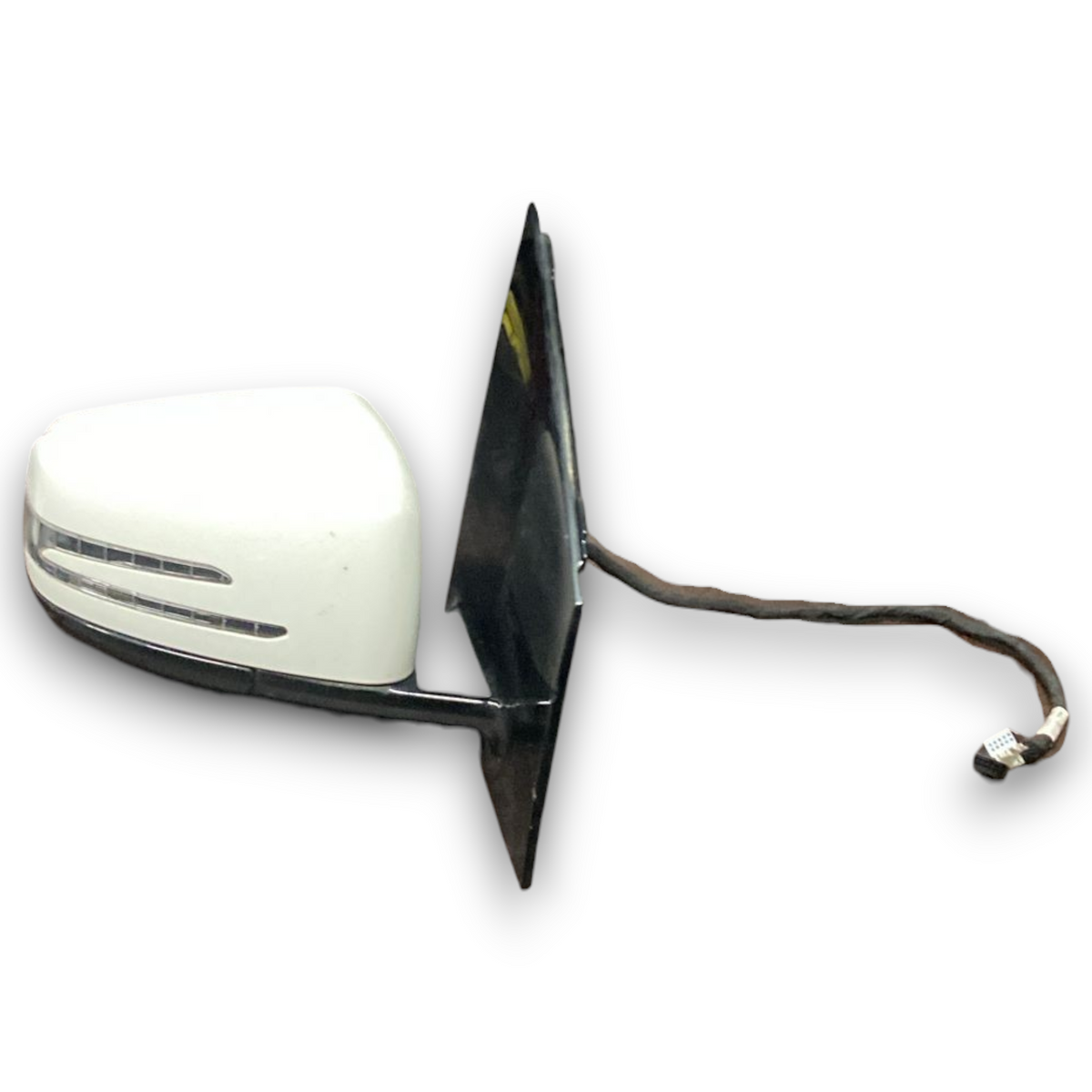 Specchio / specchietto retrovisore destro Mercedes Benz GLA H247 cod . E1021047 (2020 >)