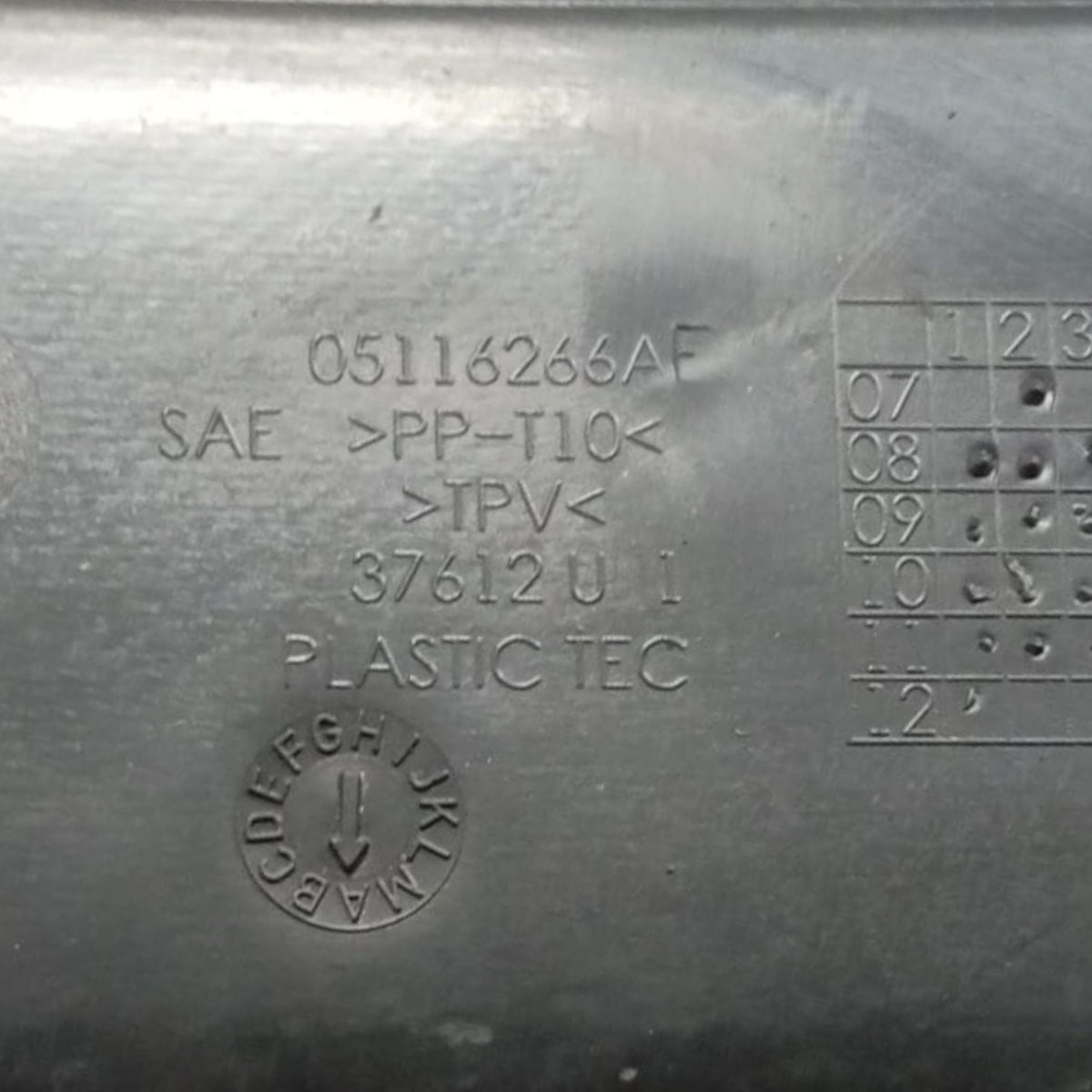 griglia gocciolatoio parabrezza fiat freemont I cod . 05116266a (2011 > 2015)