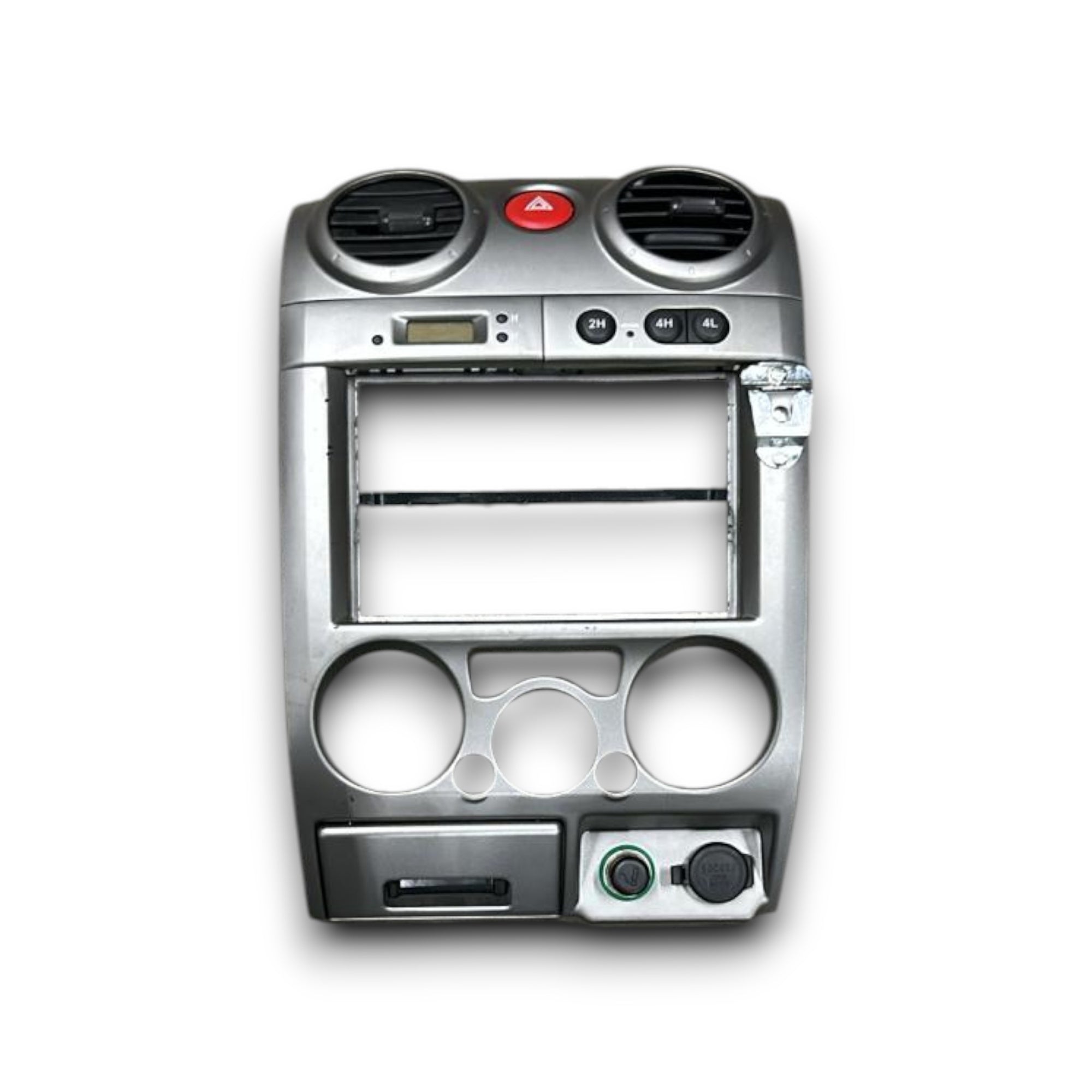 Обшивка на централната конзола Isuzu D - Max (2002 > 2011) 