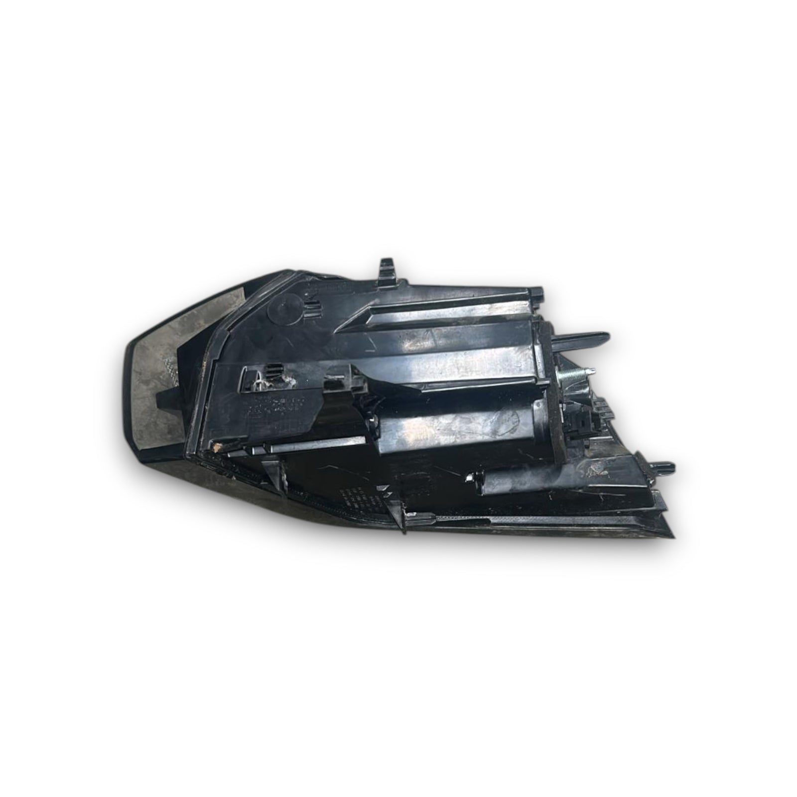 Feu arrière gauche Peugeot 2008 (2019 > ) 