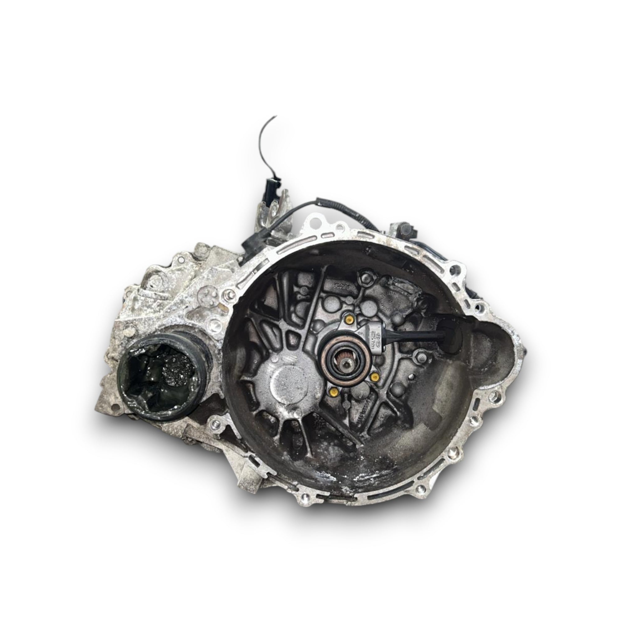 Ročni menjalnik 6 stopenj Hyundai Tucson 43111-32300 1.7 dizel (2015 > 2020) 