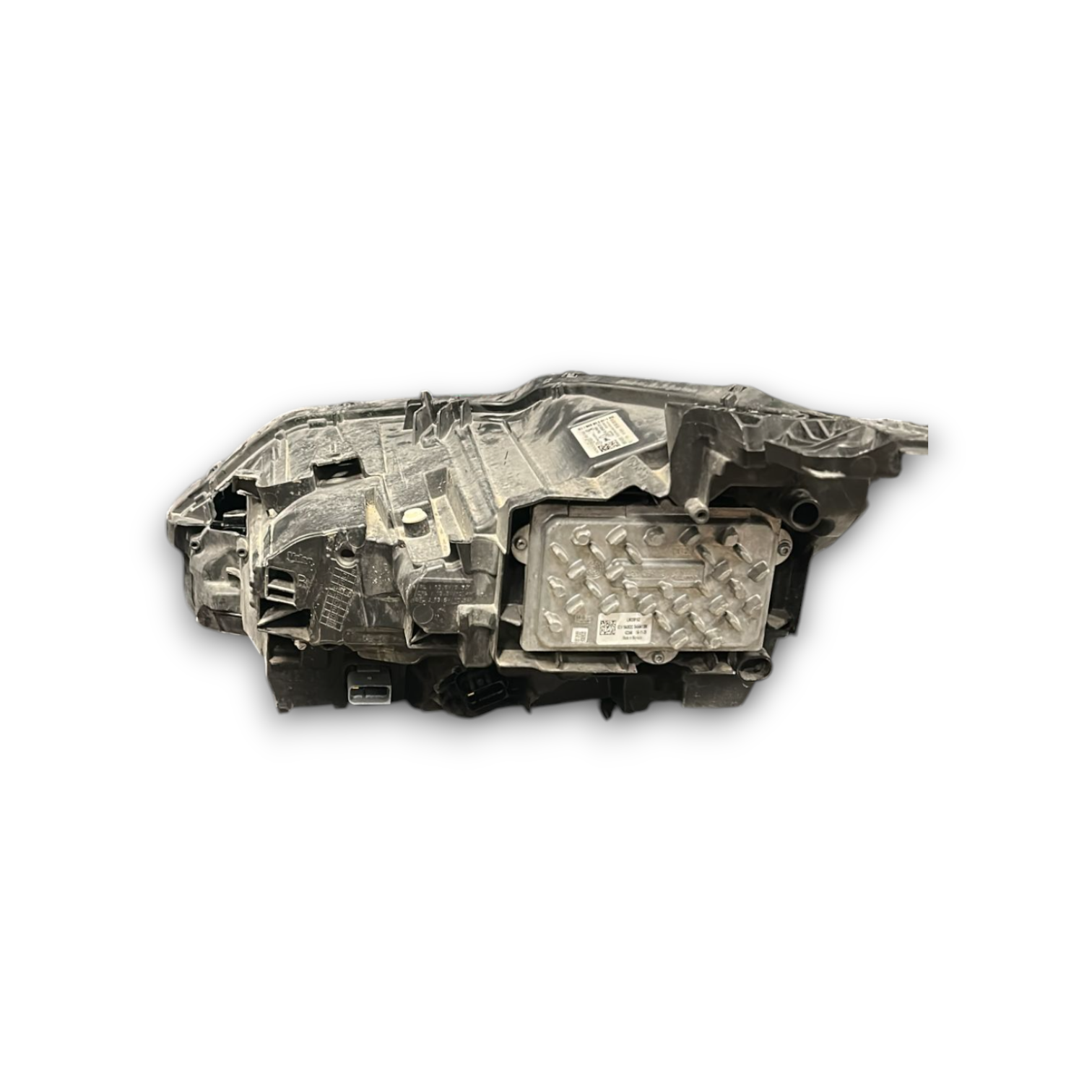 Žaromet / sprednja luč desno peugeot 3008 kod:9836230580 (2016 > 2023) gt linija 