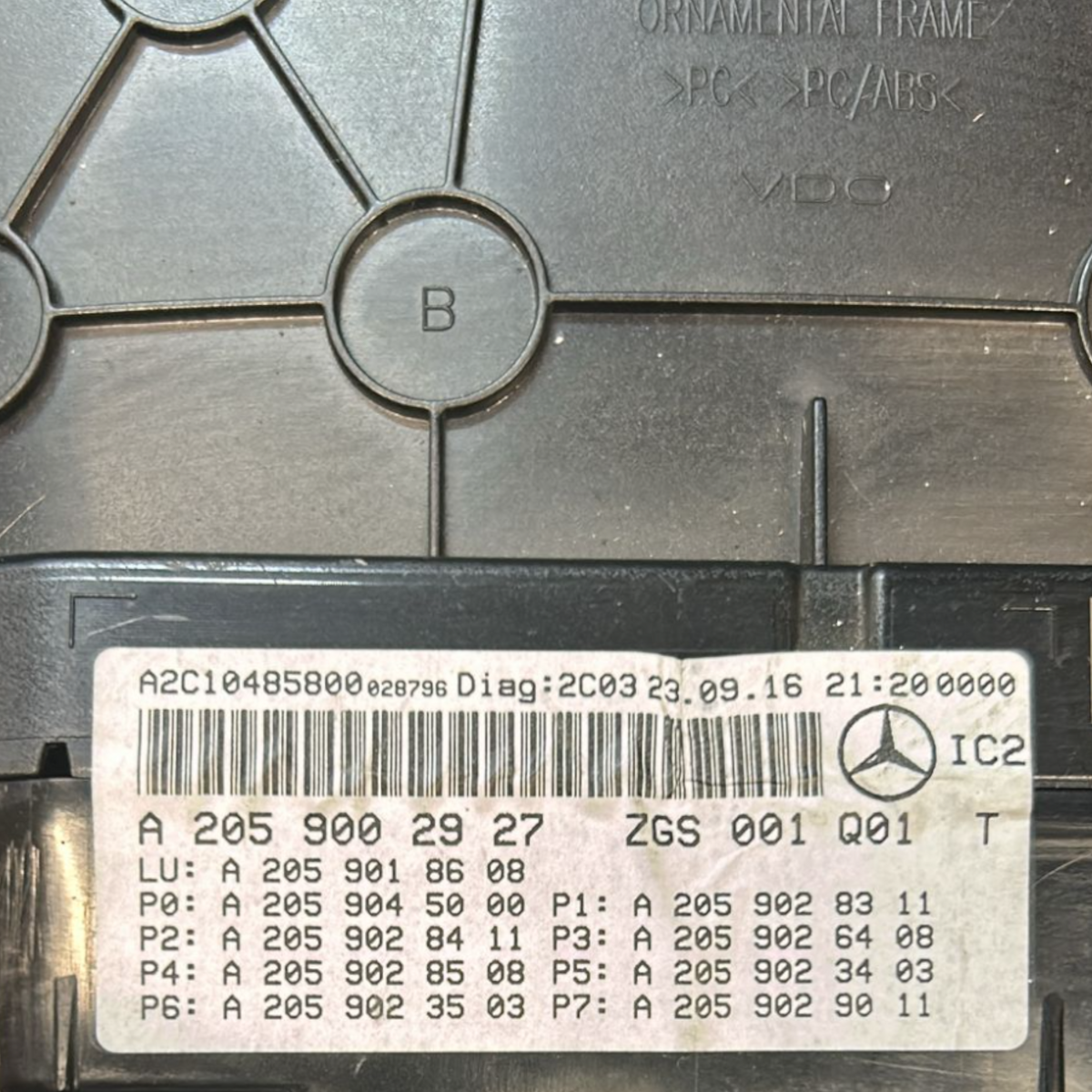 Speedometer / Odometer Mercedes Benz Class C W205 2.0 Diesel (2014 > 2021) cod:A2059002927 