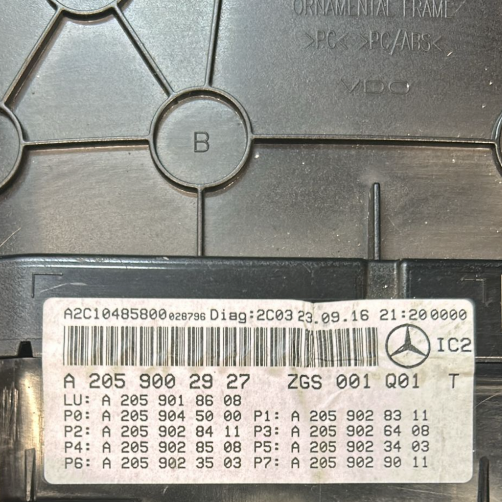 Speedometer / Odometer Mercedes Benz Class C W205 2.0 Diesel (2014 > 2021) cod:A2059002927 