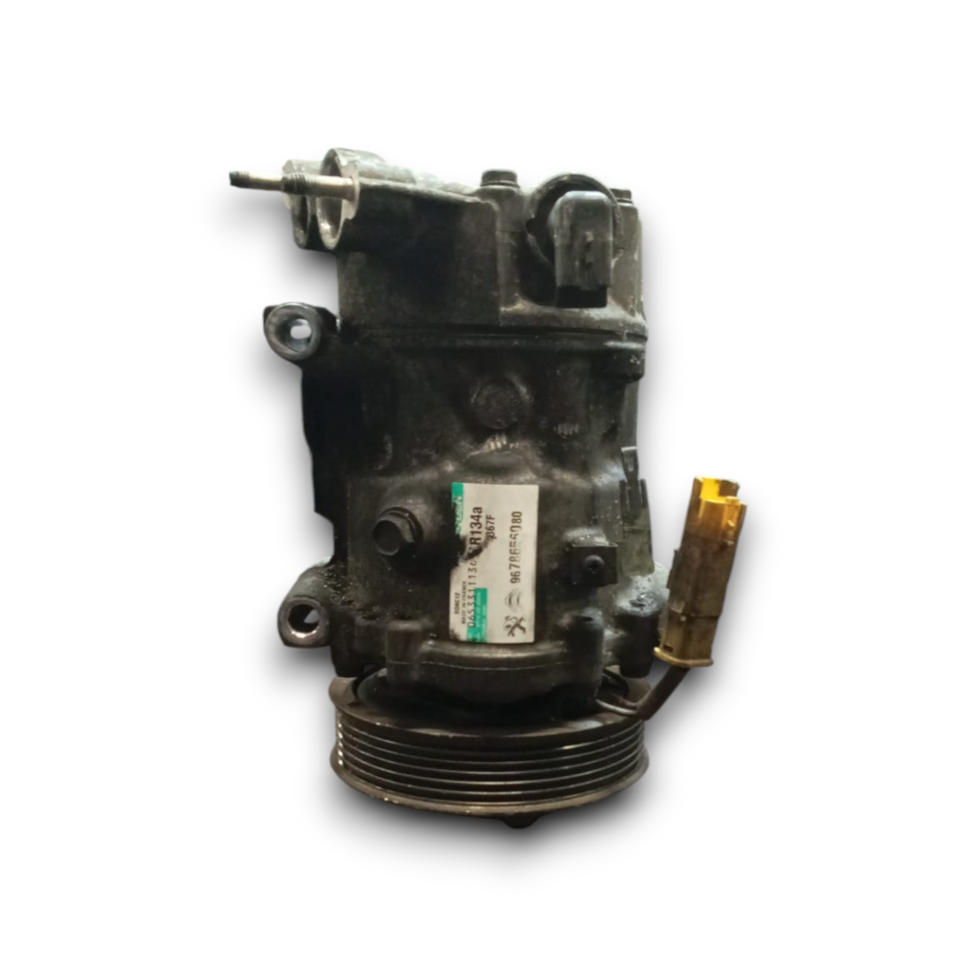 Klimatski kompresor peugeot partner kod . 9678656080 1.6 dizel (2012 > 2019) 