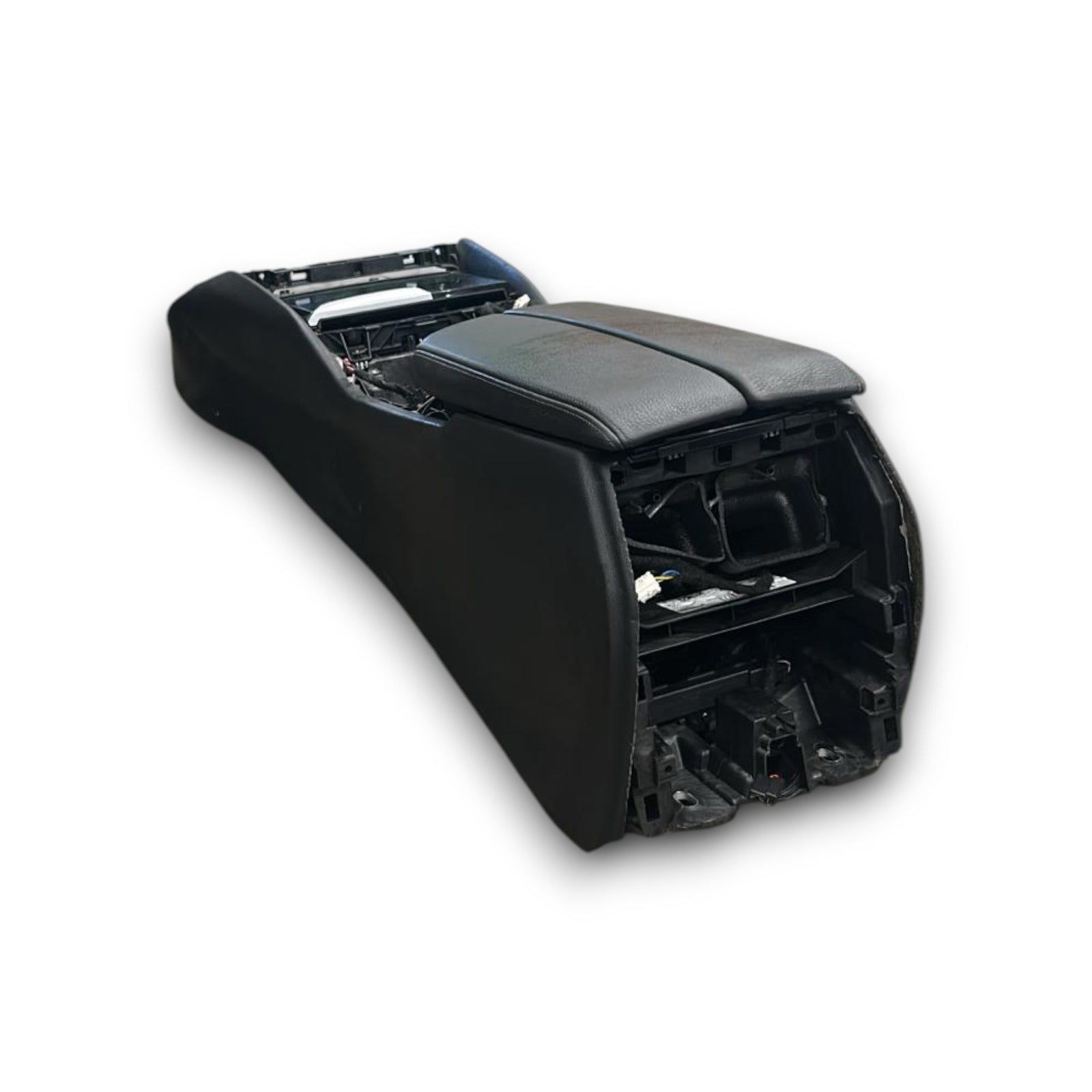 Централен тунел BMW Серия 5 (G31) (2017 > 2023) 