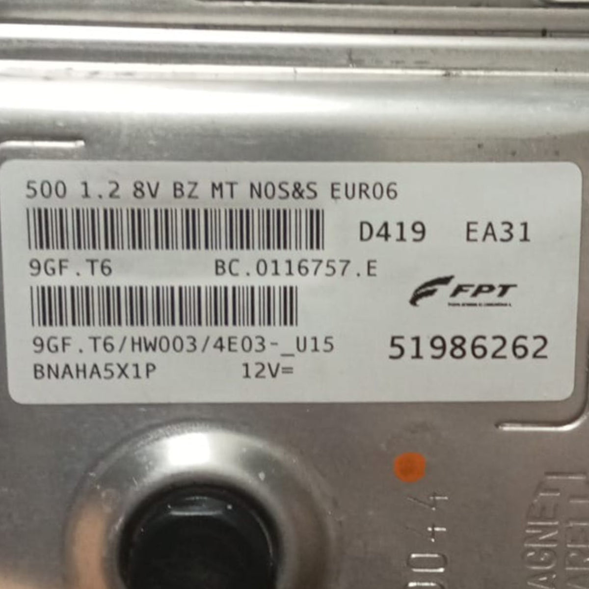 Centralna jedinica motora fiat 500 kod . 51986262 1.2 benzin (2007 > ) 