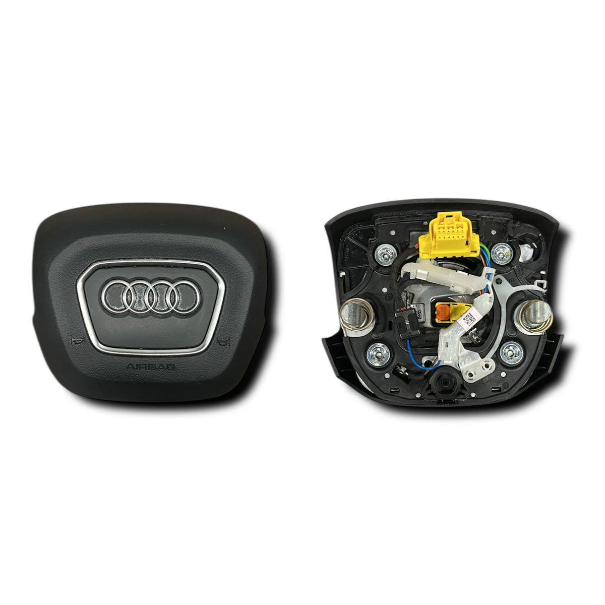 Volan + zračni jopič Audi A3 (8Y) S - Line 8y0880201d (2024 > ) 