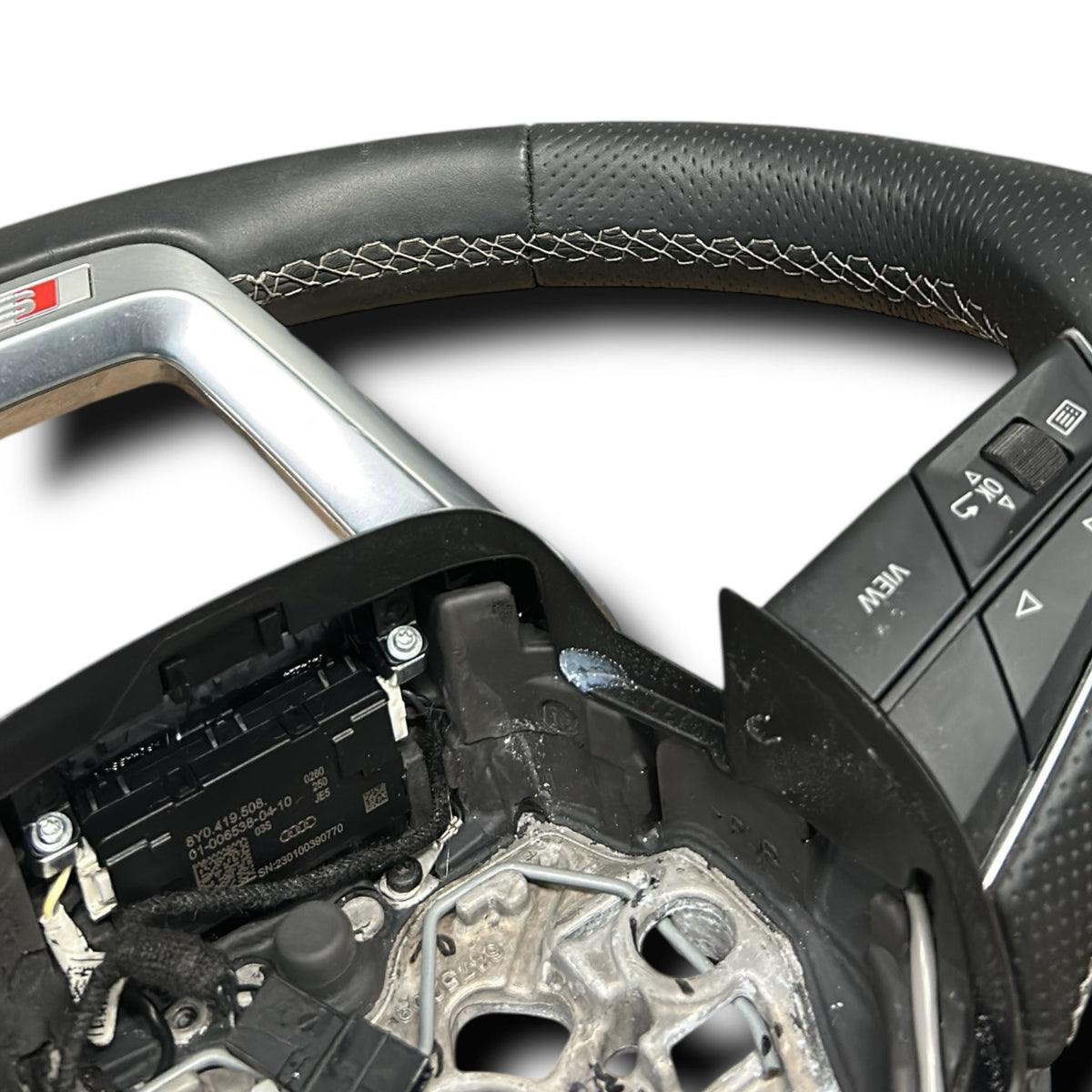 Volan + zračni jopič Audi A3 (8Y) S - Line 8y0880201d (2024 > ) 