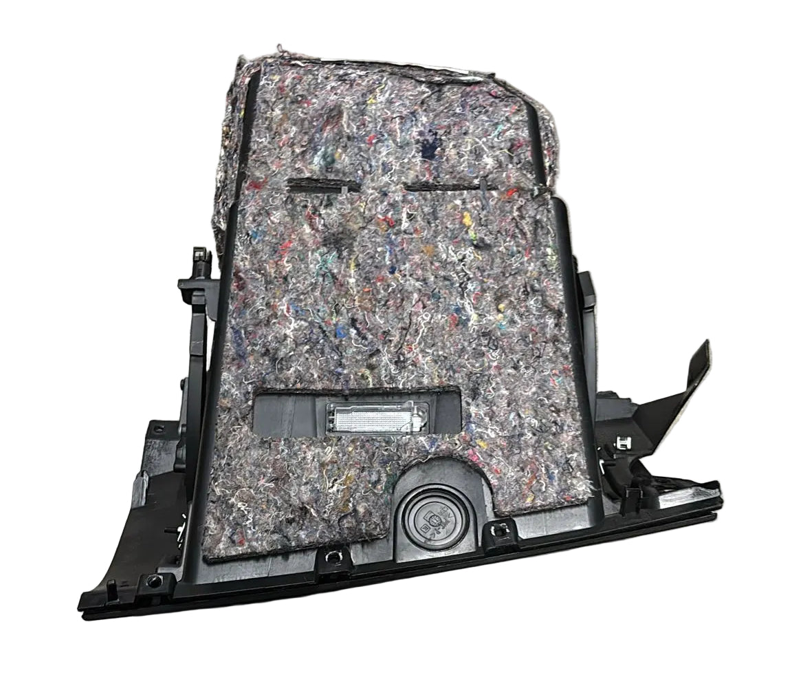 Predal / prostor za shranjevanje alfa romeo giulietta kod:1561061500 (2010-2020) 