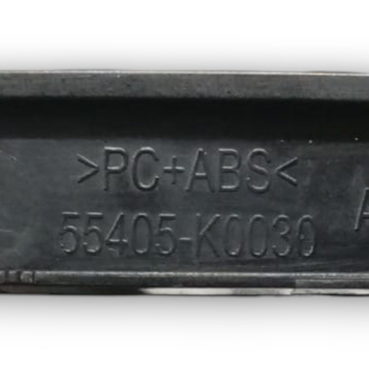 Masque autoradio toyota yaris cross cod . 55405-K0030 (2020 >) + bouton 4 flèches 