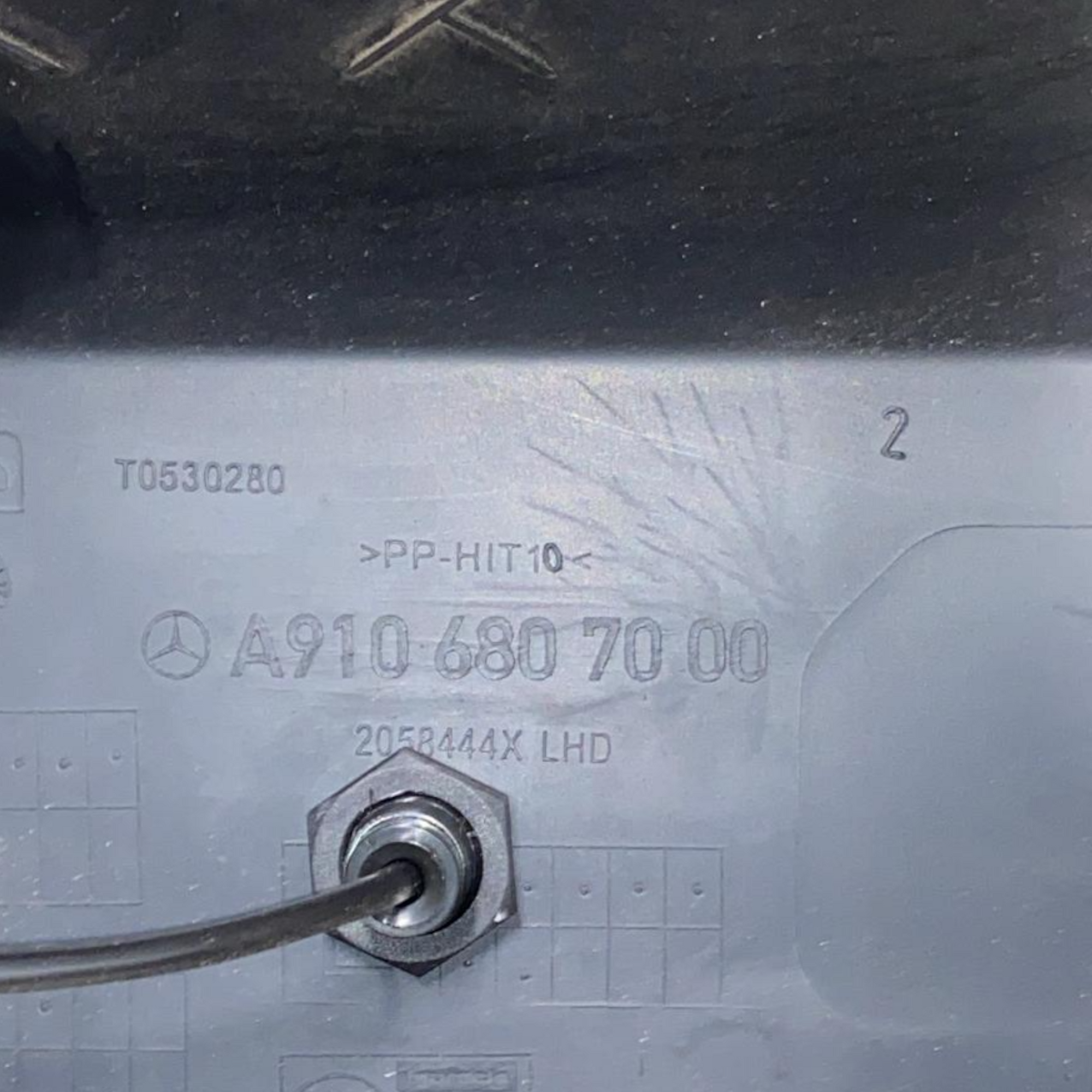 Unteres Armaturenbrett + Lichtschalter Mercedes-Benz Sprinter W910 Cod: A910680-70-00 (2018-) 
