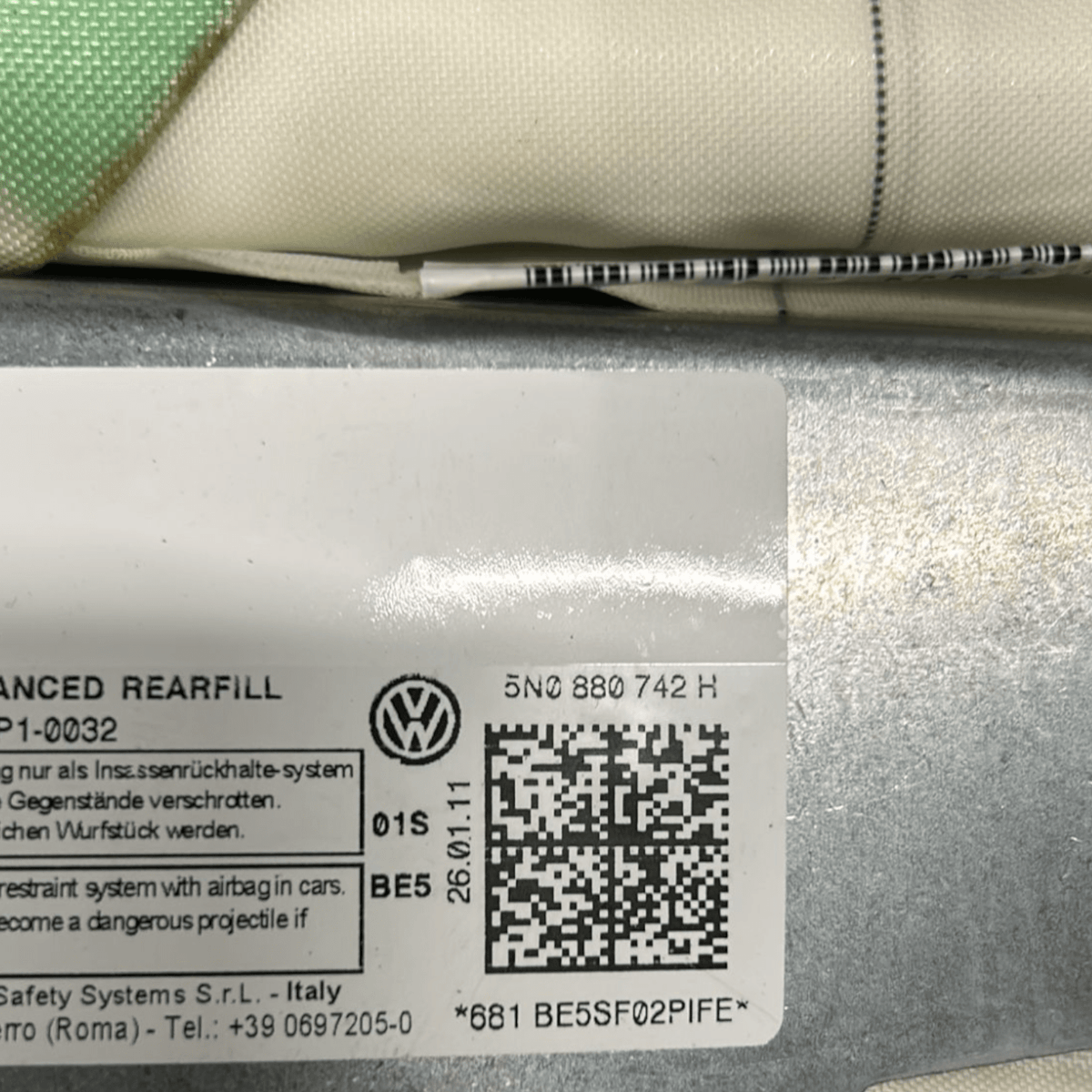 Airbag A Tendina Anteriore Destra Volkswagen Tiguan 5N cod:5N0880742H (2007 - 2016) - F&P CRASH SRLS - Ricambi Usati