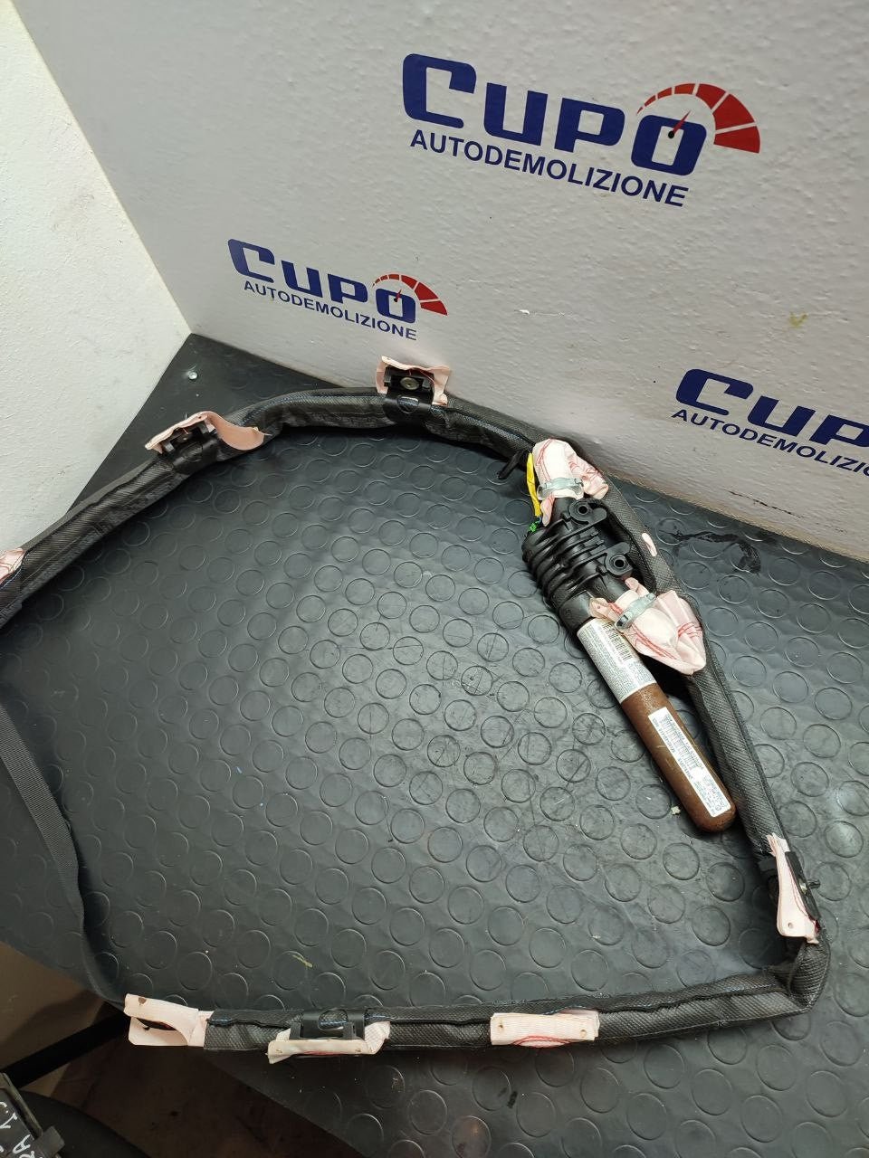 Airbag a Tendina Laterale sinistro FIAT PUNTO EVO III serie '12-'18 cod: 519154740 - F&P CRASH SRLS - Ricambi Usati