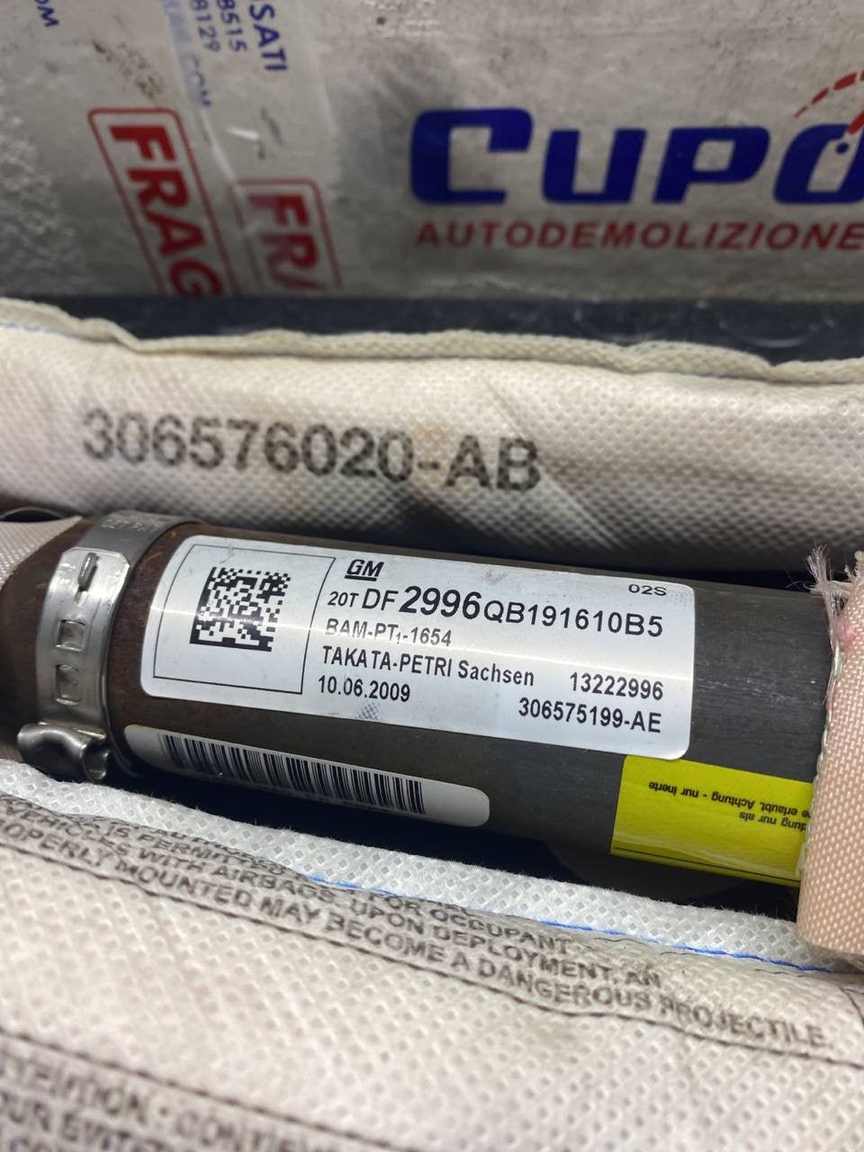 Airbag a tendina laterale sinistro Opel Insignia (2010) cod: 306575199-ae - F&P CRASH SRLS - Ricambi Usati